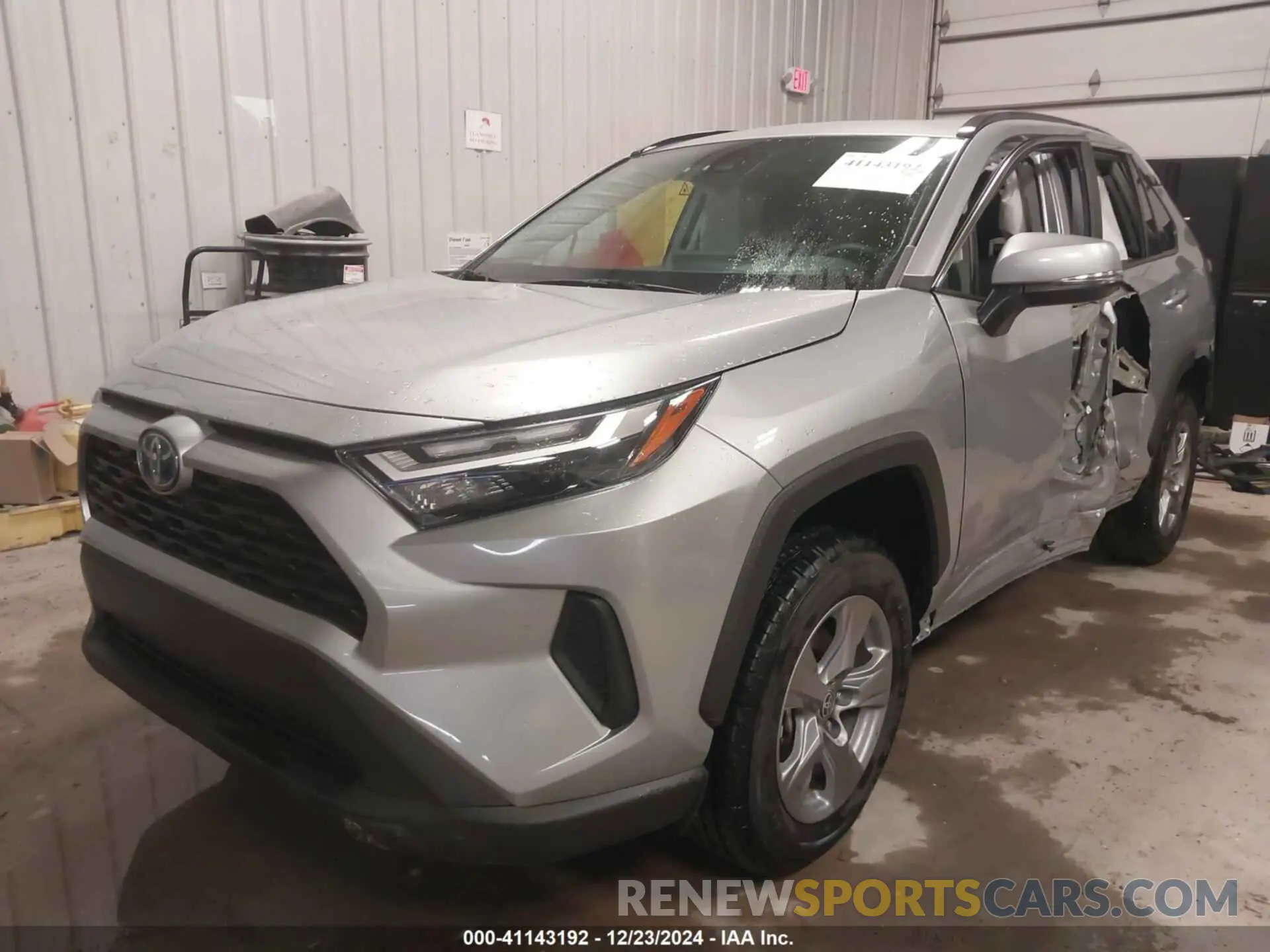 2 fotografías del automóvil dañado 4T3RWRFV6RU125025 TOYOTA RAV4 HYBRID 2024