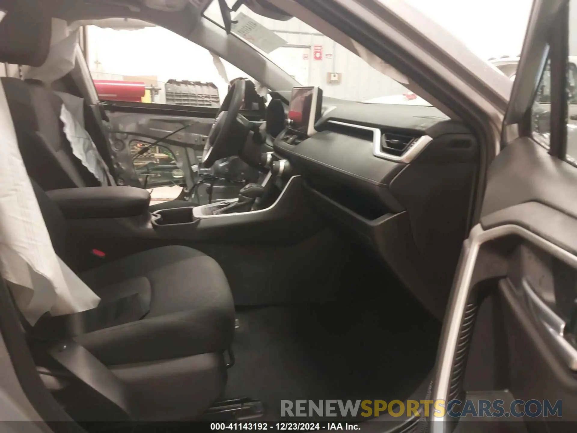 5 fotografías del automóvil dañado 4T3RWRFV6RU125025 TOYOTA RAV4 HYBRID 2024