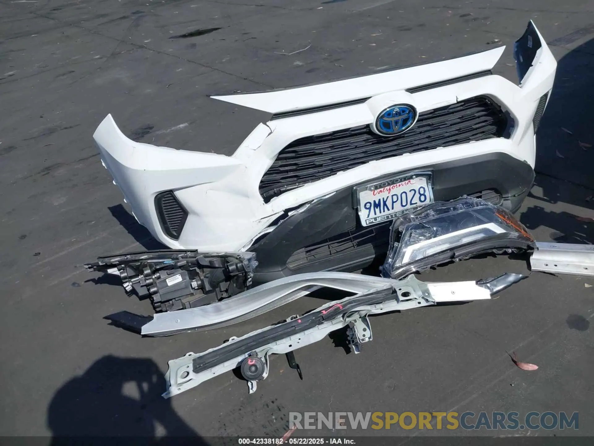 12 fotografías del automóvil dañado 4T3RWRFV6RU145047 TOYOTA RAV4 HYBRID 2024