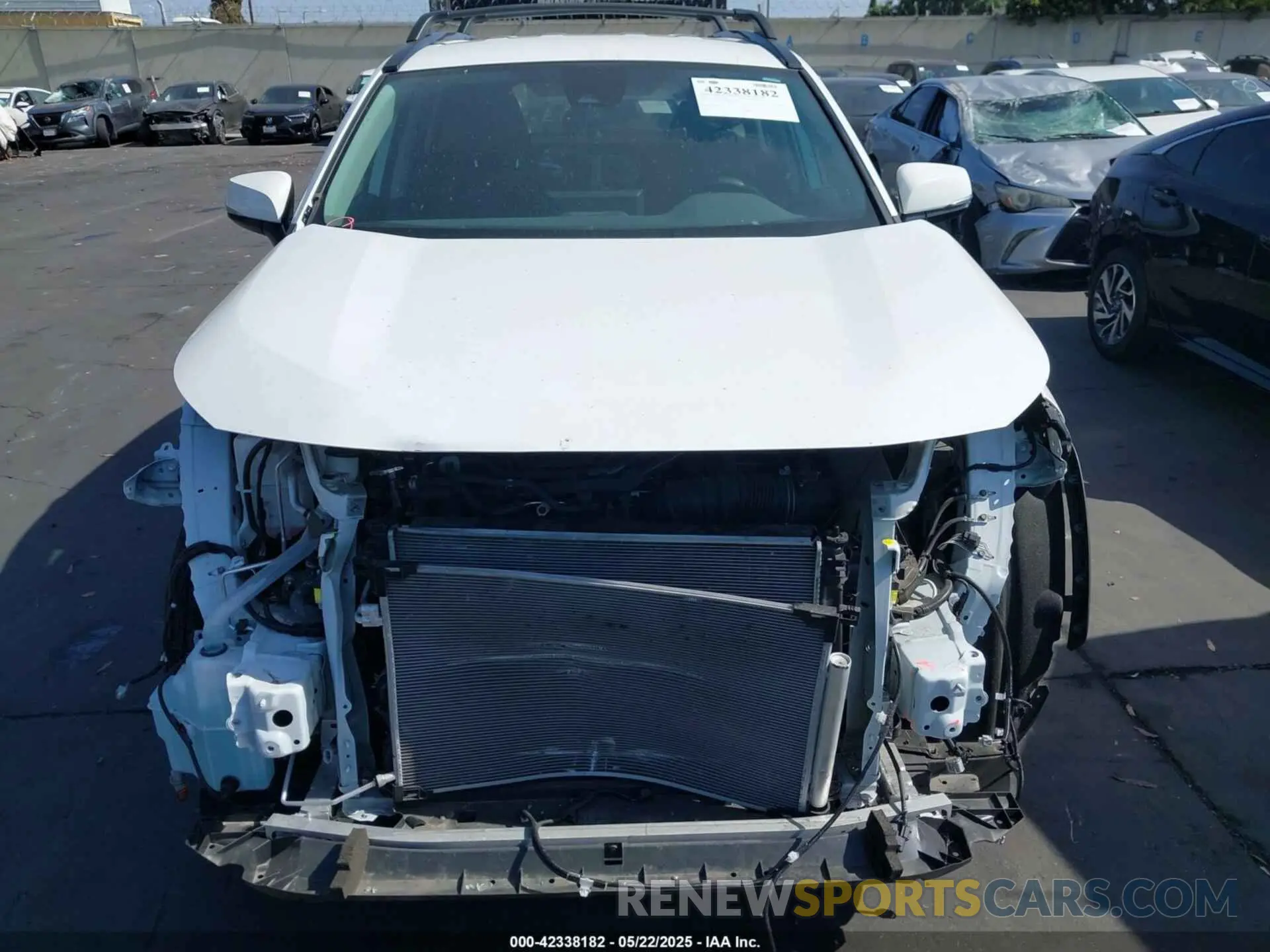 13 fotografías del automóvil dañado 4T3RWRFV6RU145047 TOYOTA RAV4 HYBRID 2024