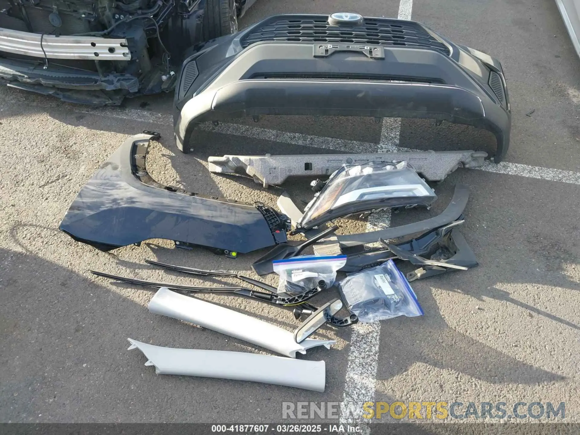 12 fotografías del automóvil dañado 4T3RWRFV8RU117959 TOYOTA RAV4 HYBRID 2024