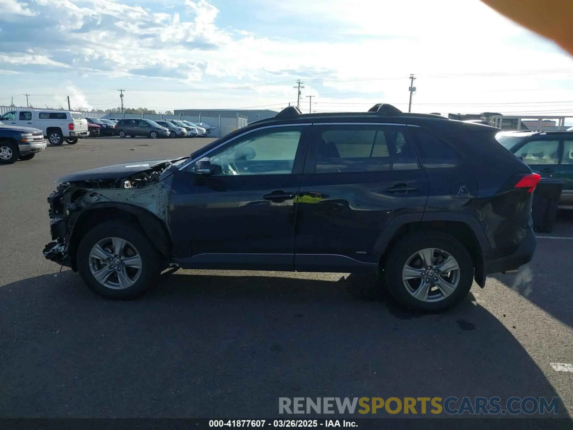 15 fotografías del automóvil dañado 4T3RWRFV8RU117959 TOYOTA RAV4 HYBRID 2024