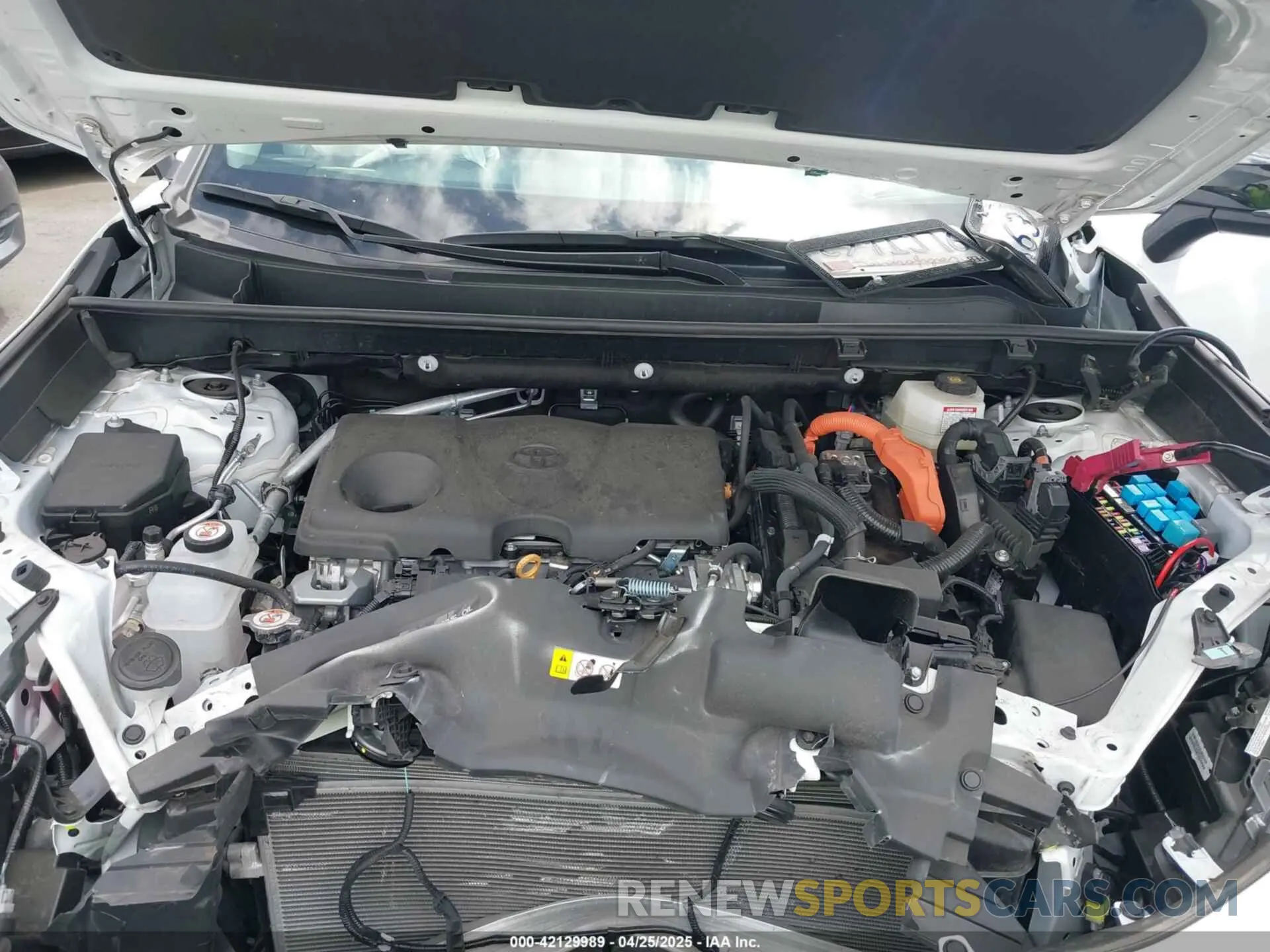 10 fotografías del automóvil dañado 4T3RWRFV8RU130923 TOYOTA RAV4 HYBRID 2024