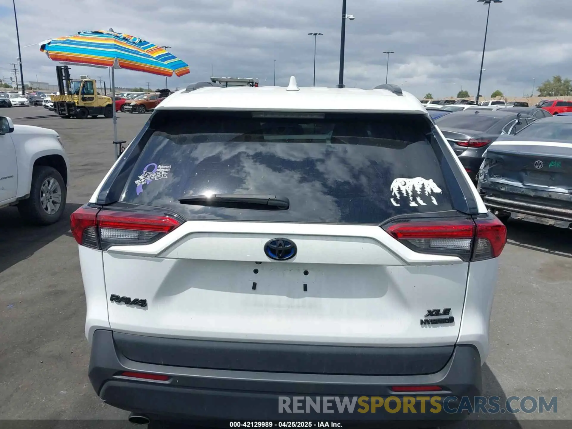 16 fotografías del automóvil dañado 4T3RWRFV8RU130923 TOYOTA RAV4 HYBRID 2024