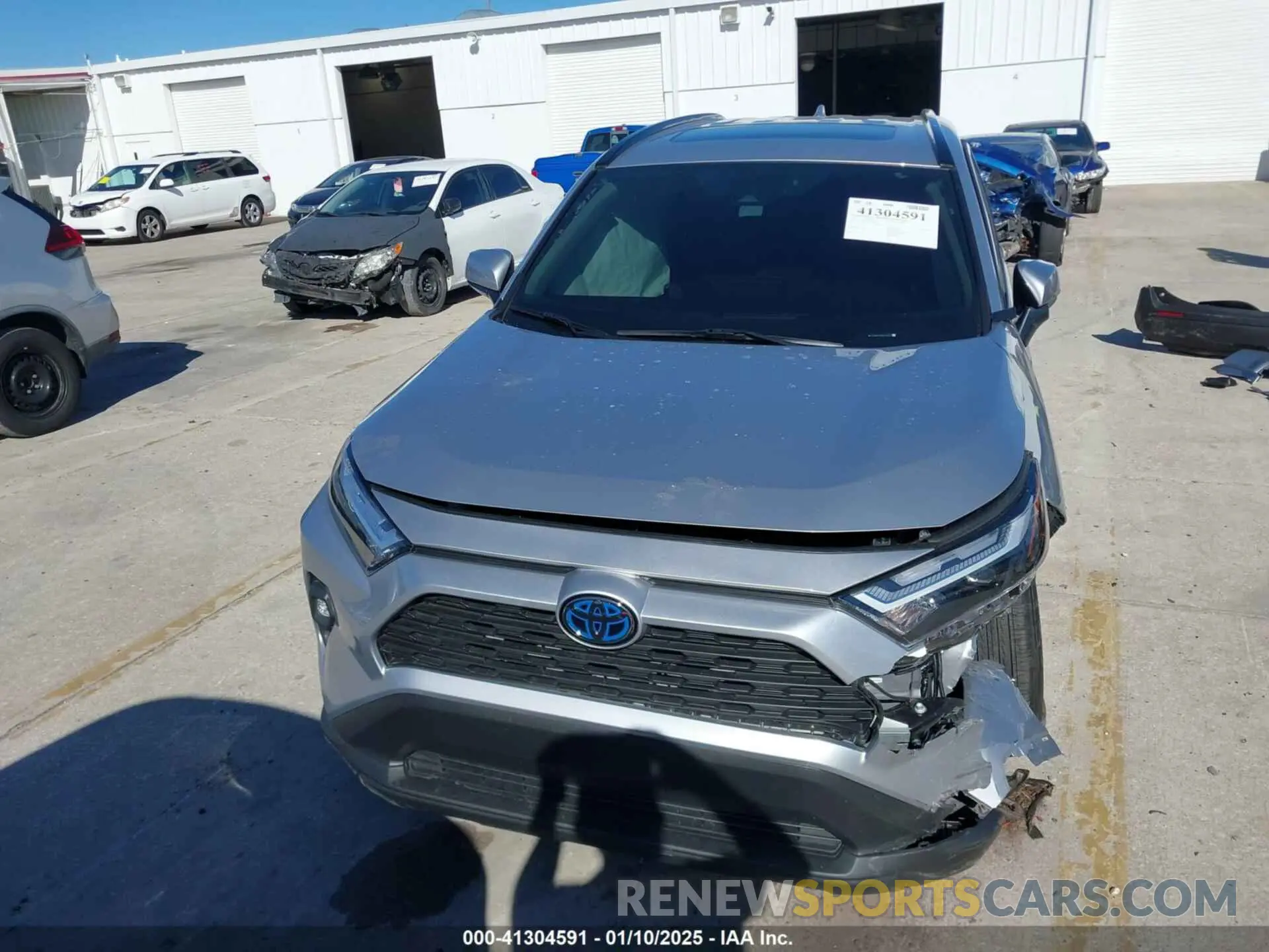 13 fotografías del automóvil dañado 4T3RWRFV8RU140271 TOYOTA RAV4 HYBRID 2024