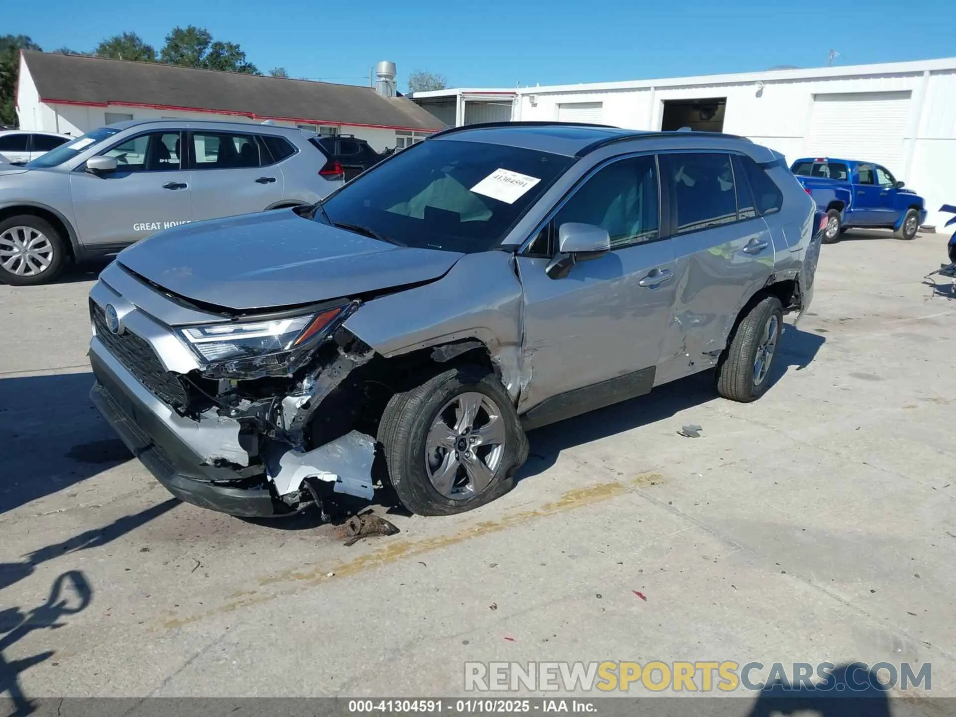 2 fotografías del automóvil dañado 4T3RWRFV8RU140271 TOYOTA RAV4 HYBRID 2024