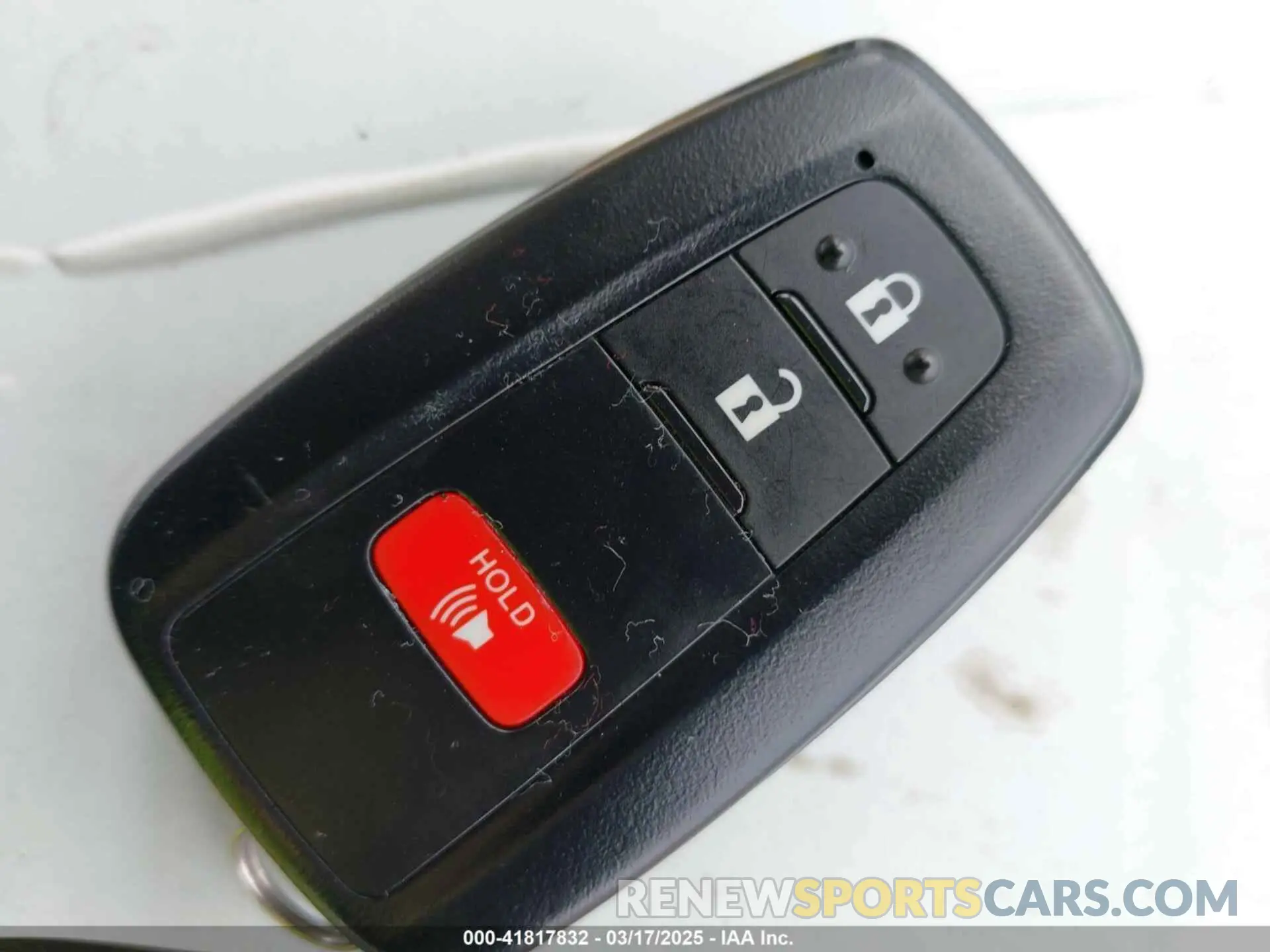 11 fotografías del automóvil dañado 4T3T6RFV3RU163656 TOYOTA RAV4 HYBRID 2024