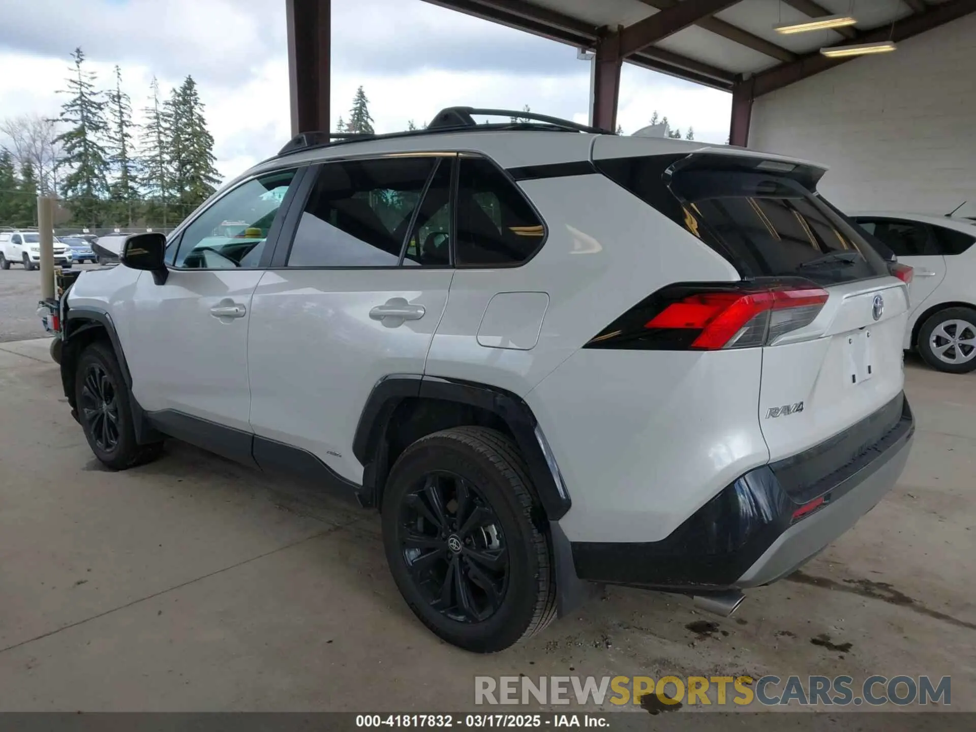3 fotografías del automóvil dañado 4T3T6RFV3RU163656 TOYOTA RAV4 HYBRID 2024