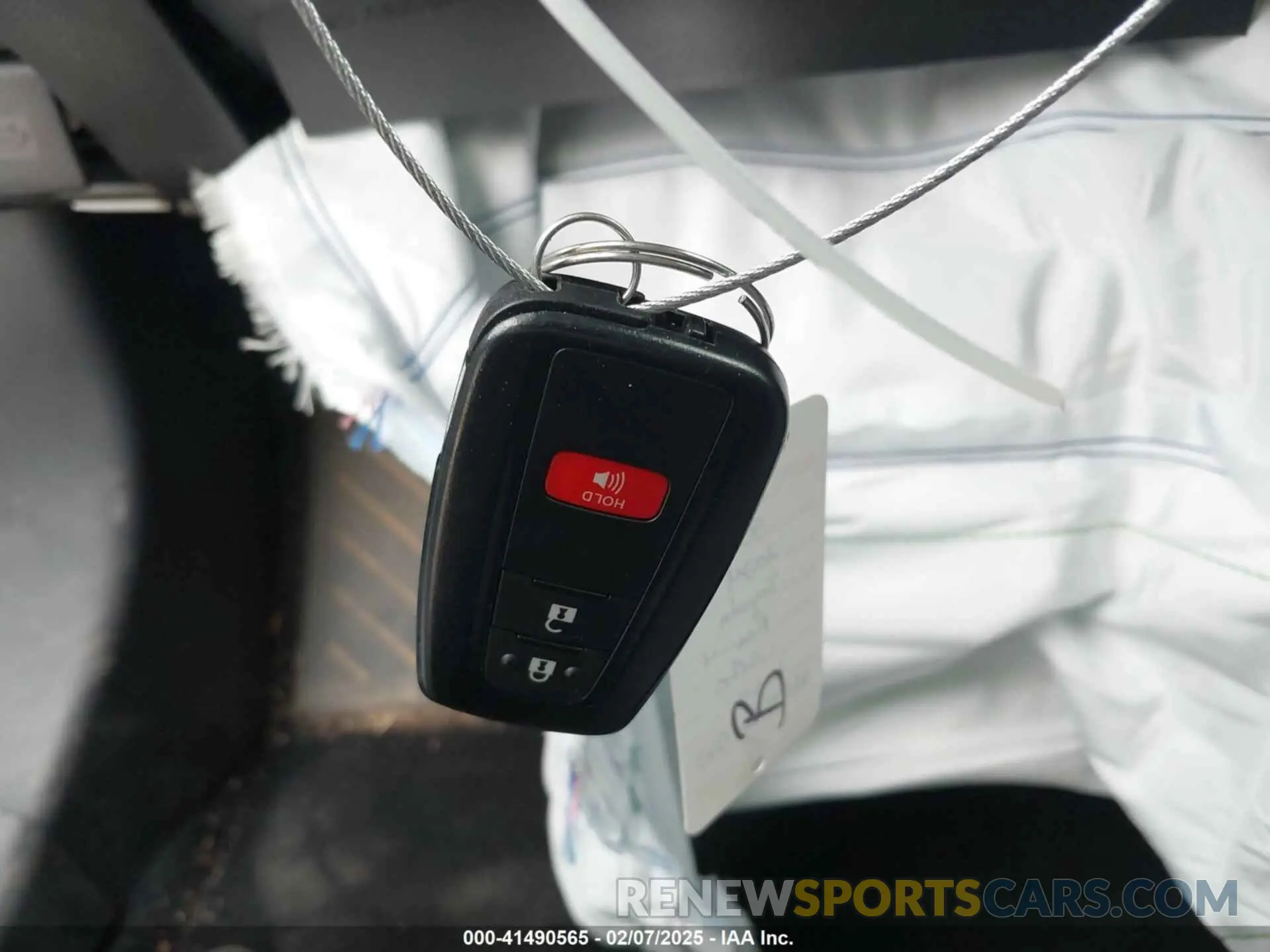 11 fotografías del automóvil dañado 4T3T6RFV6RU166065 TOYOTA RAV4 HYBRID 2024