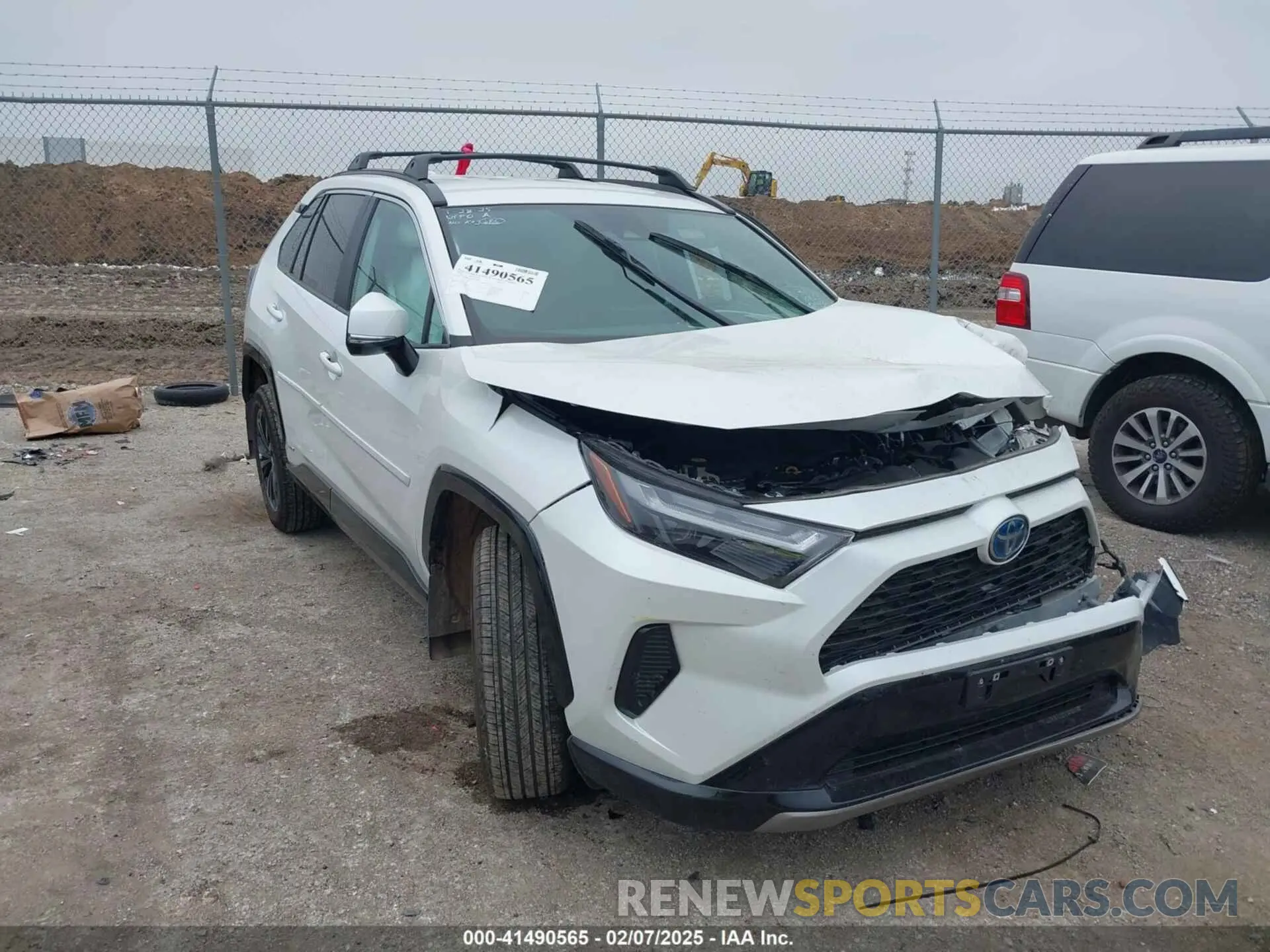 17 fotografías del automóvil dañado 4T3T6RFV6RU166065 TOYOTA RAV4 HYBRID 2024