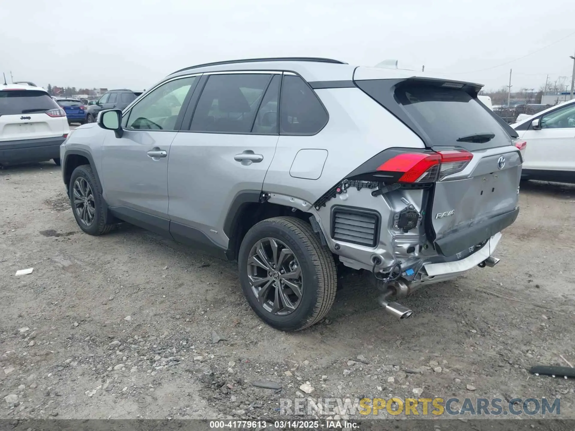 3 fotografías del automóvil dañado JTMB6RFV0RD140022 TOYOTA RAV4 HYBRID 2024