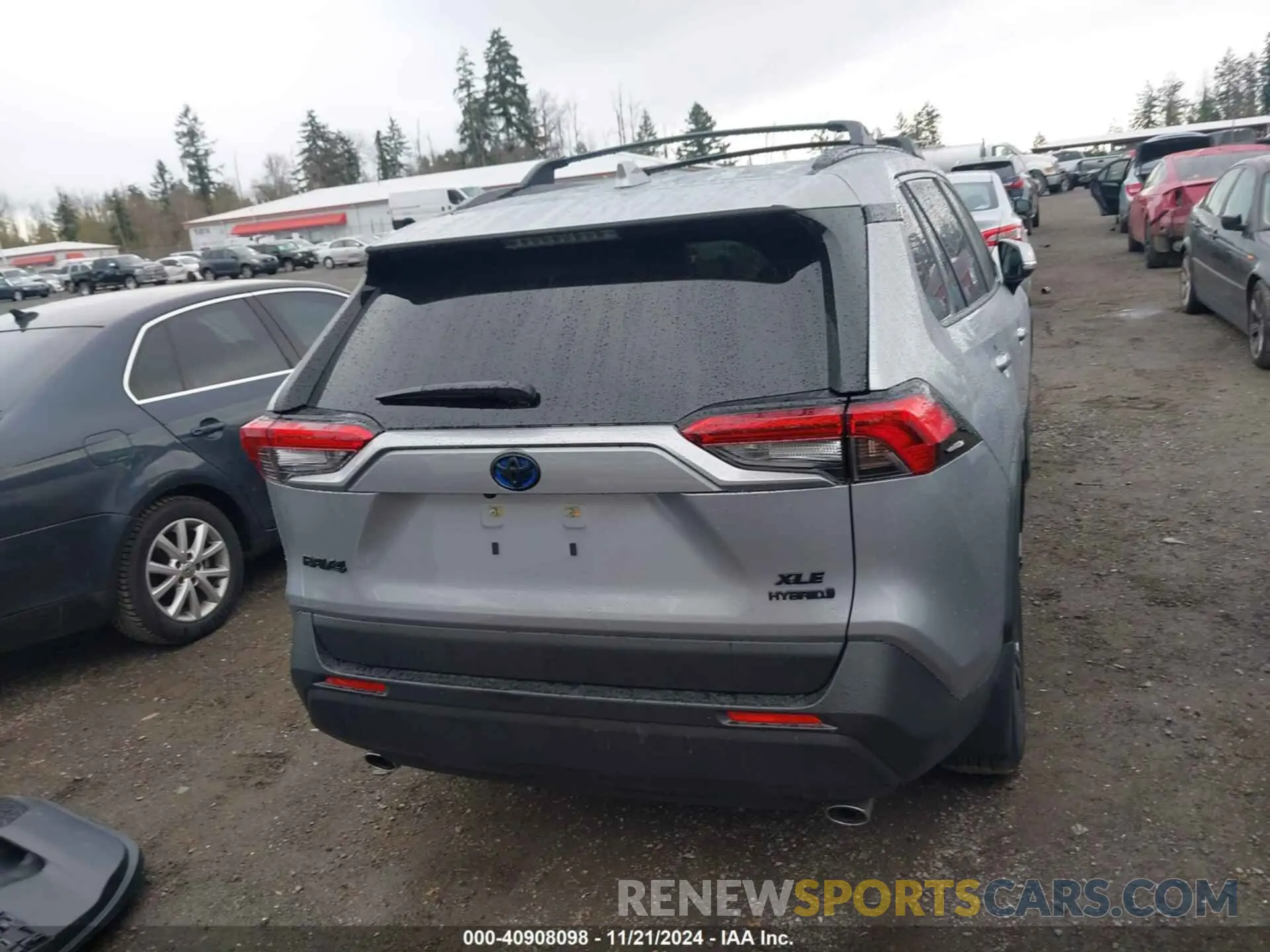 17 fotografías del automóvil dañado JTMB6RFV1RD138604 TOYOTA RAV4 HYBRID 2024