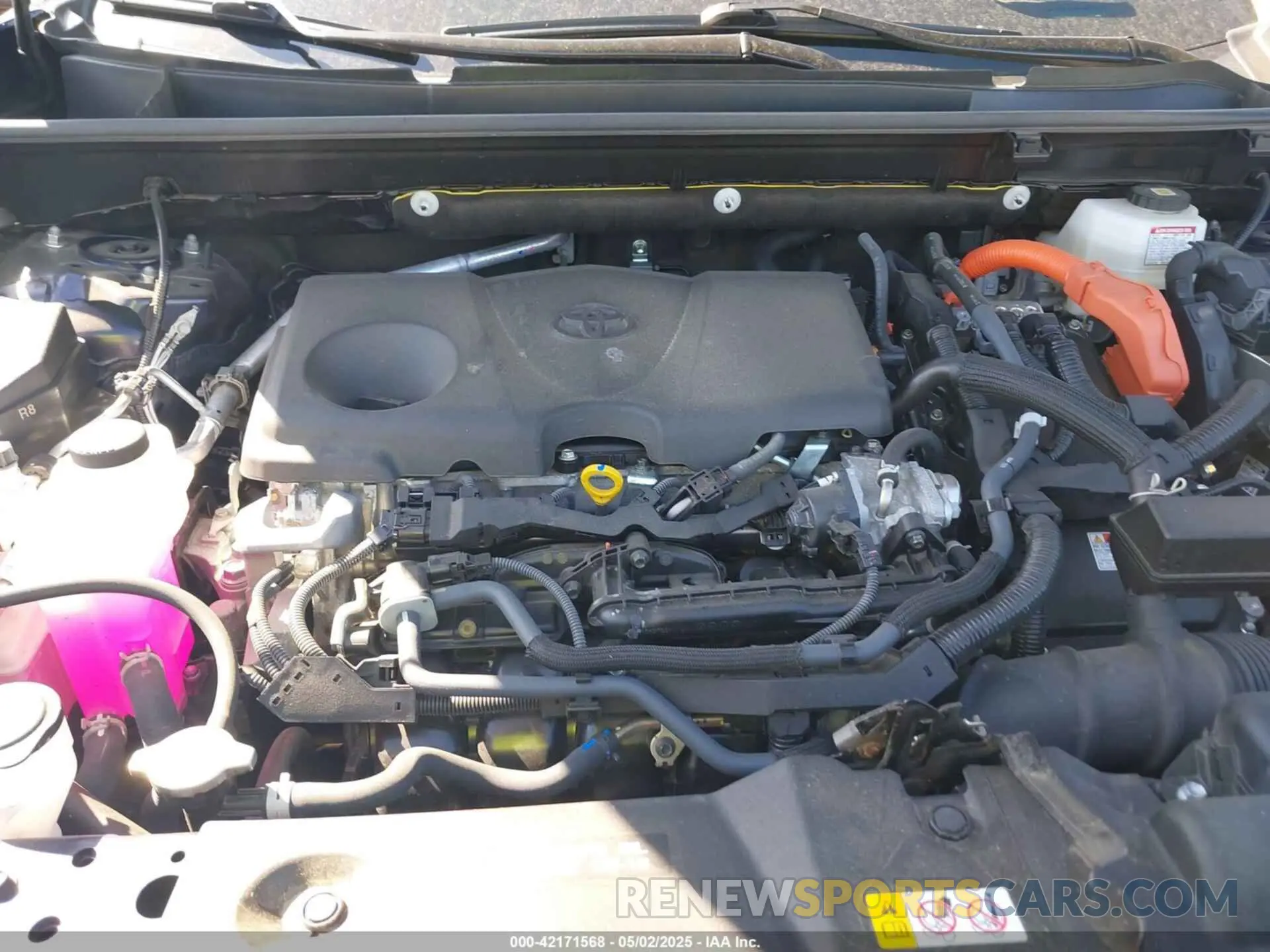 10 fotografías del automóvil dañado JTMB6RFV3RJ041700 TOYOTA RAV4 HYBRID 2024