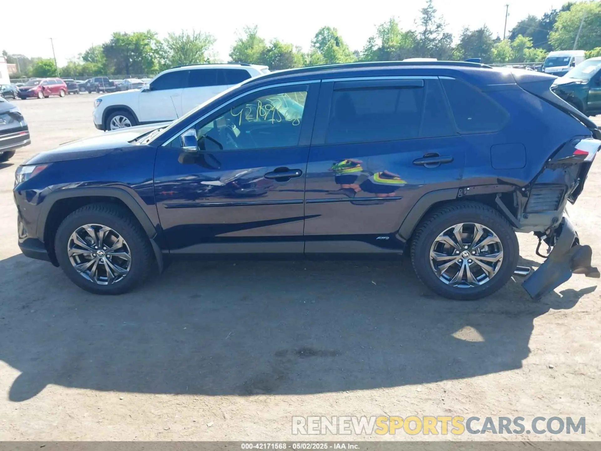 14 fotografías del automóvil dañado JTMB6RFV3RJ041700 TOYOTA RAV4 HYBRID 2024