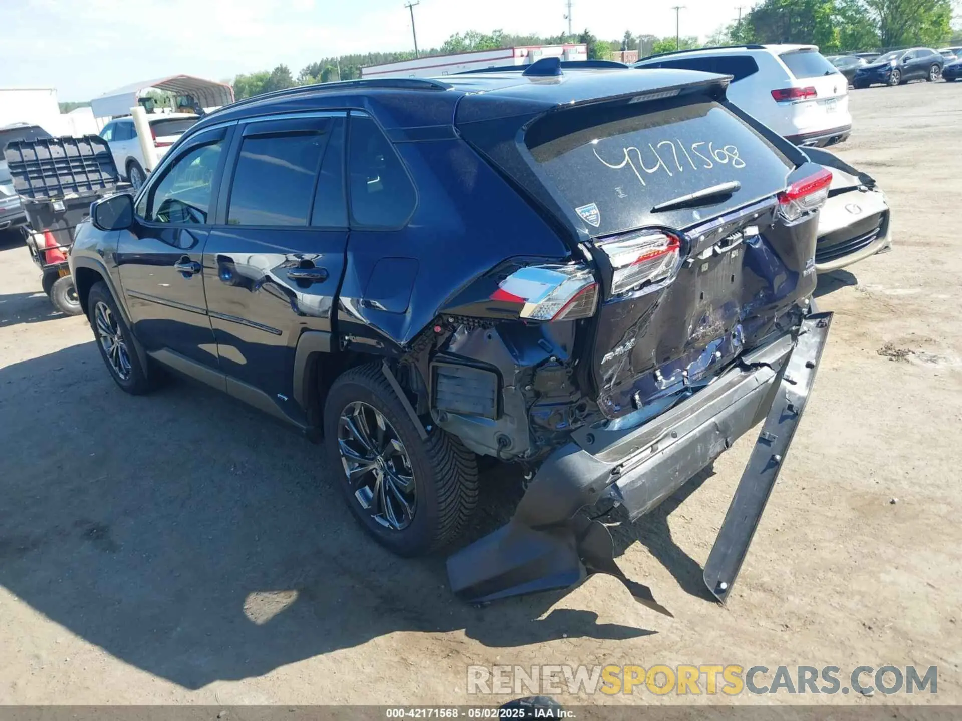 3 fotografías del automóvil dañado JTMB6RFV3RJ041700 TOYOTA RAV4 HYBRID 2024