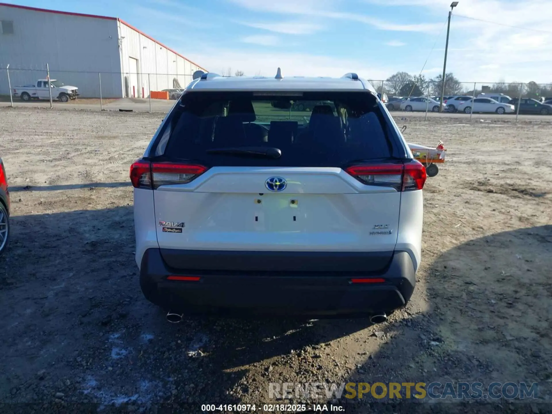 16 fotografías del automóvil dañado JTMB6RFV3RJ045018 TOYOTA RAV4 HYBRID 2024