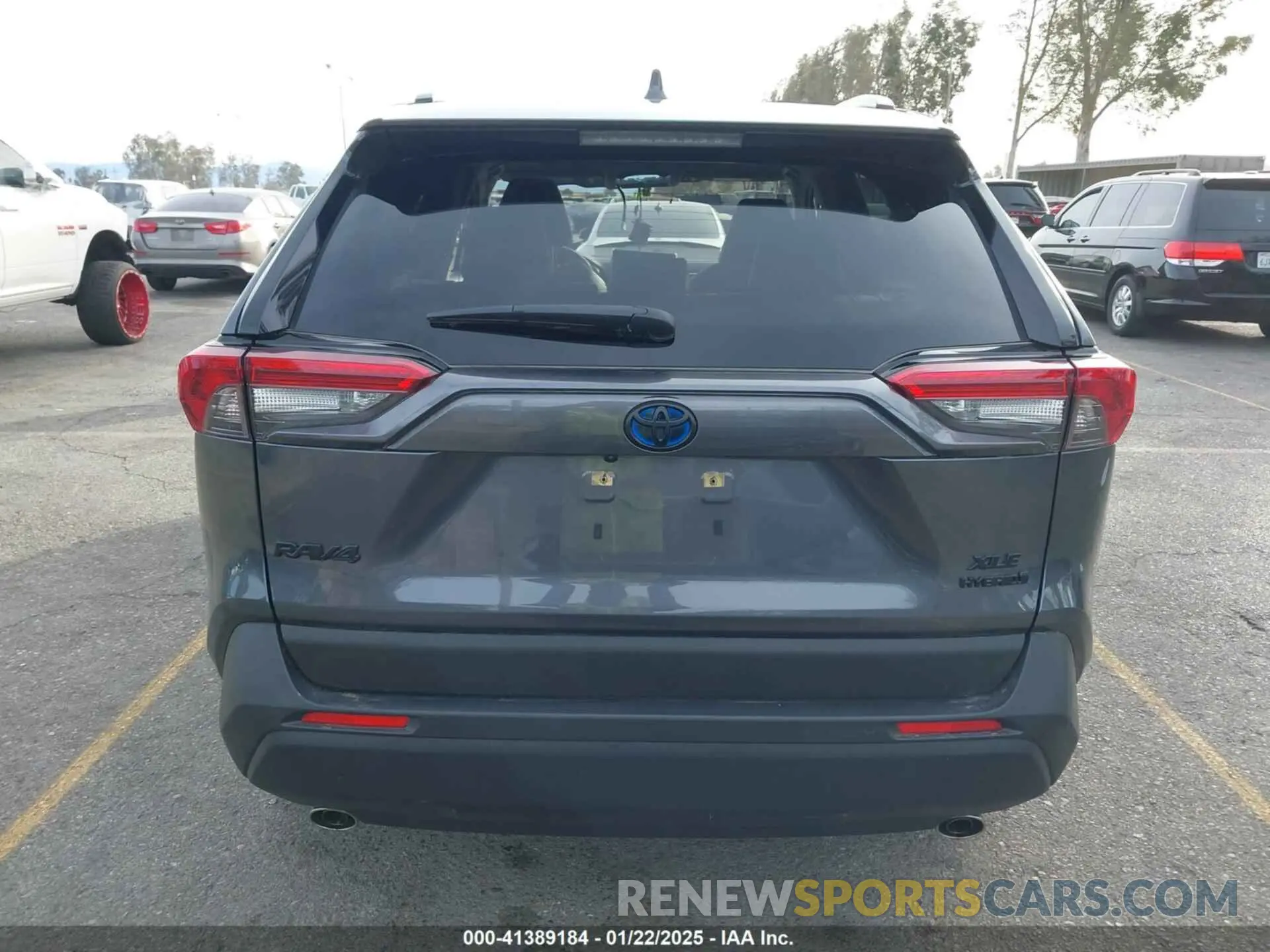 16 fotografías del automóvil dañado JTMB6RFV6RD123919 TOYOTA RAV4 HYBRID 2024