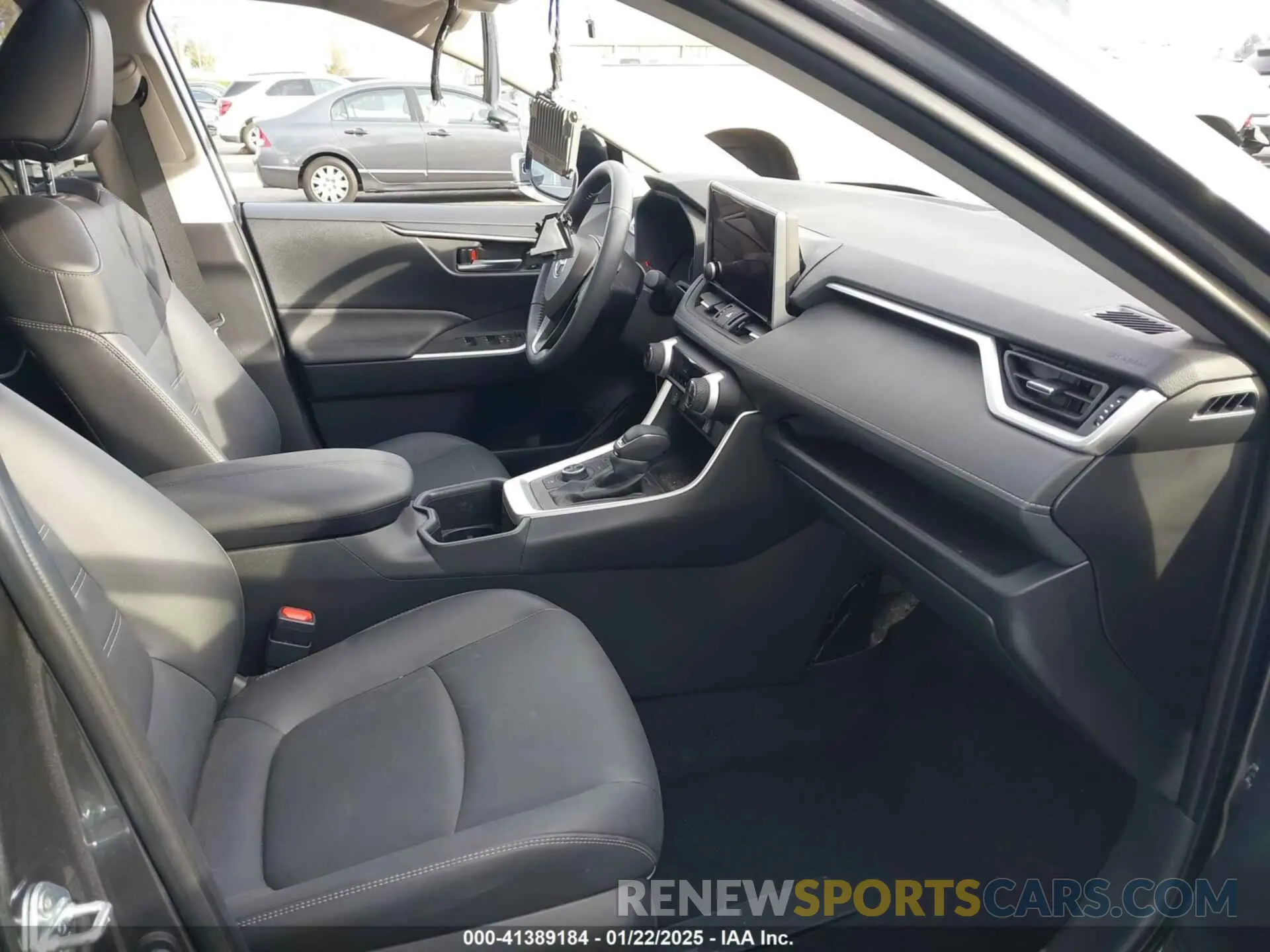 5 fotografías del automóvil dañado JTMB6RFV6RD123919 TOYOTA RAV4 HYBRID 2024