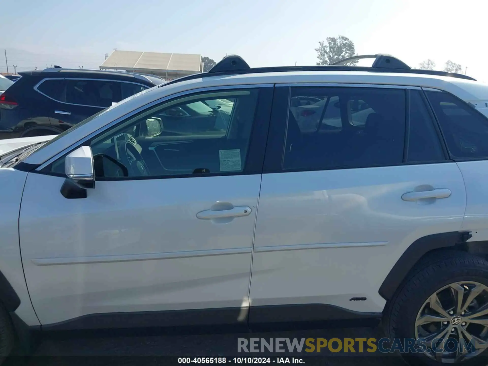 14 fotografías del automóvil dañado JTMB6RFV6RJ044865 TOYOTA RAV4 HYBRID 2024