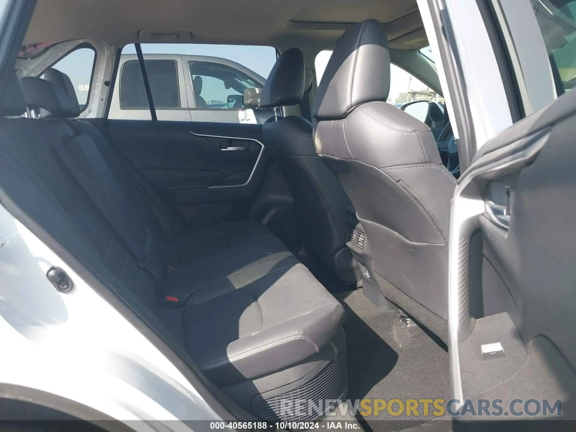 8 fotografías del automóvil dañado JTMB6RFV6RJ044865 TOYOTA RAV4 HYBRID 2024