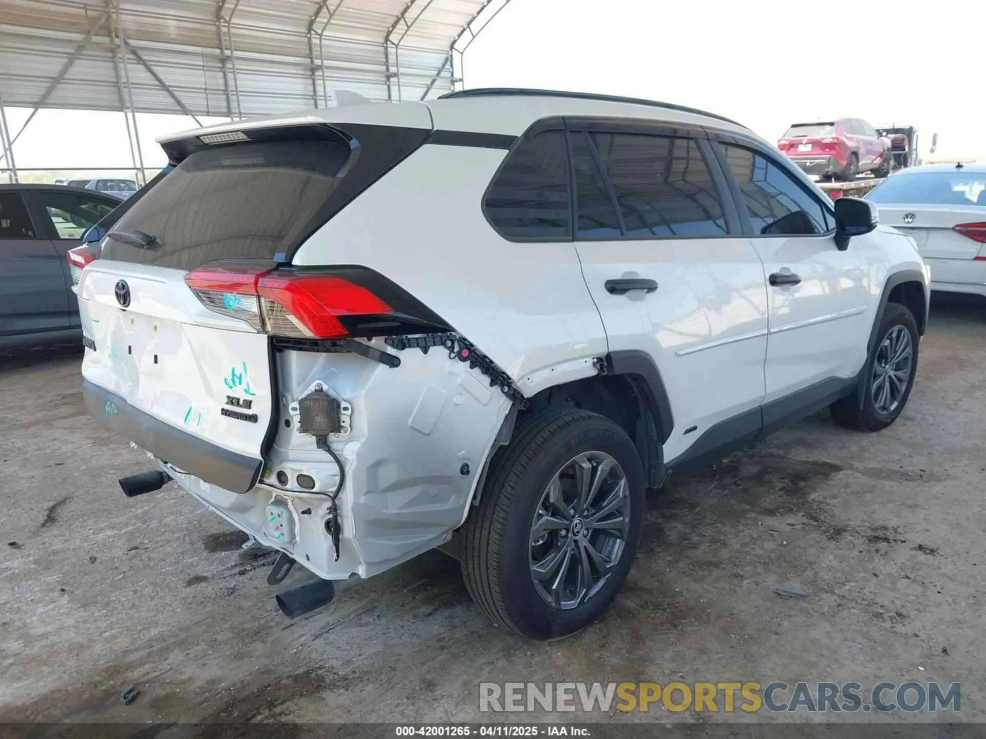 4 fotografías del automóvil dañado JTMB6RFV7RJ061562 TOYOTA RAV4 HYBRID 2024