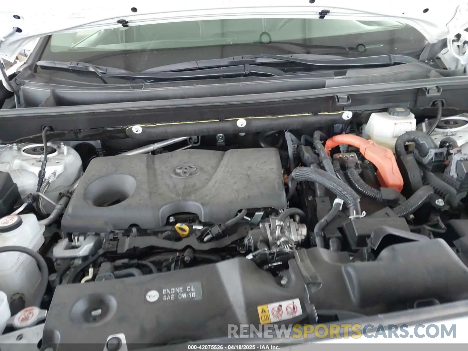 10 fotografías del automóvil dañado JTMB6RFV8RD130824 TOYOTA RAV4 HYBRID 2024
