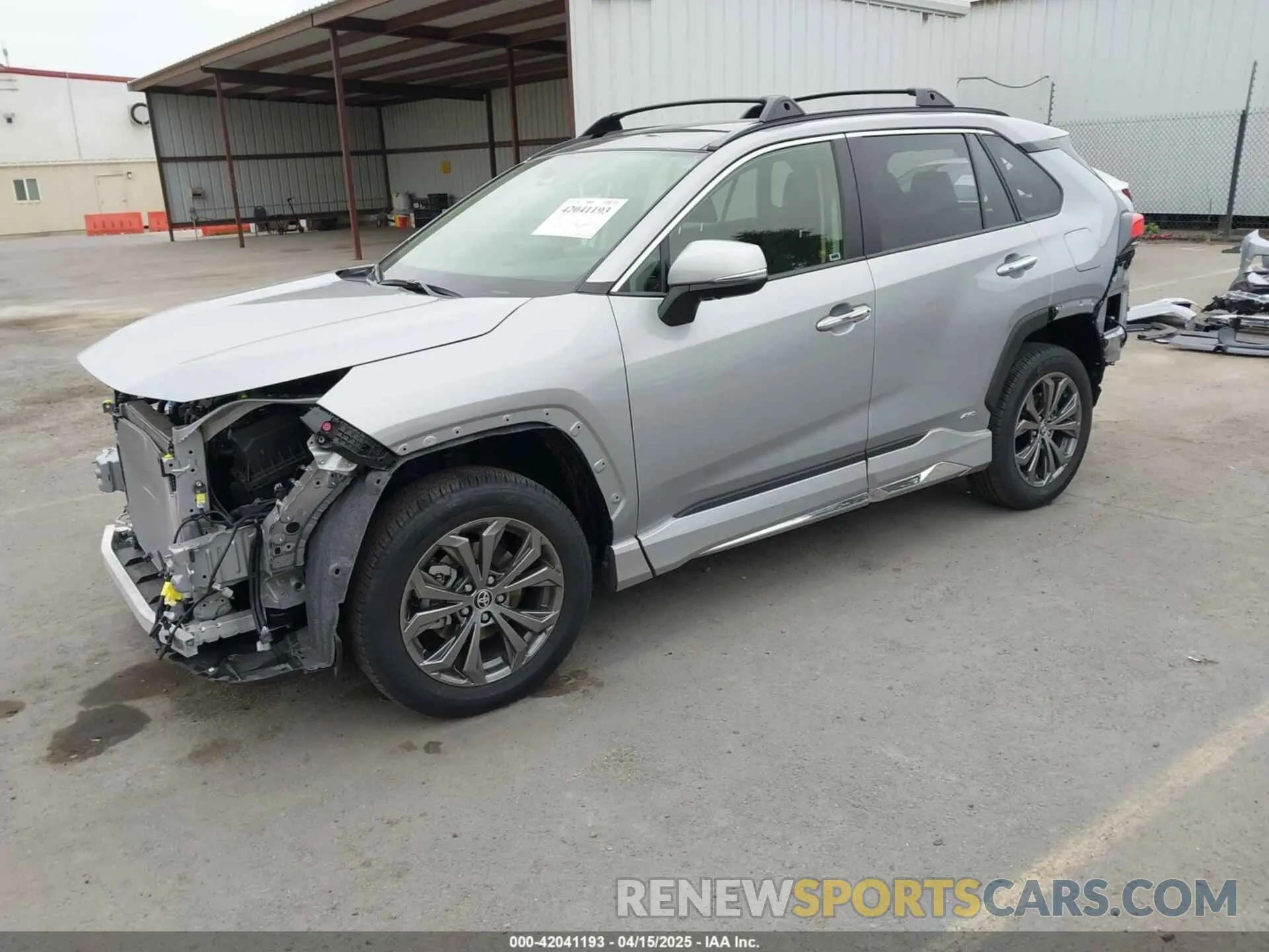 2 fotografías del automóvil dañado JTMD6RFV1RD135582 TOYOTA RAV4 HYBRID 2024
