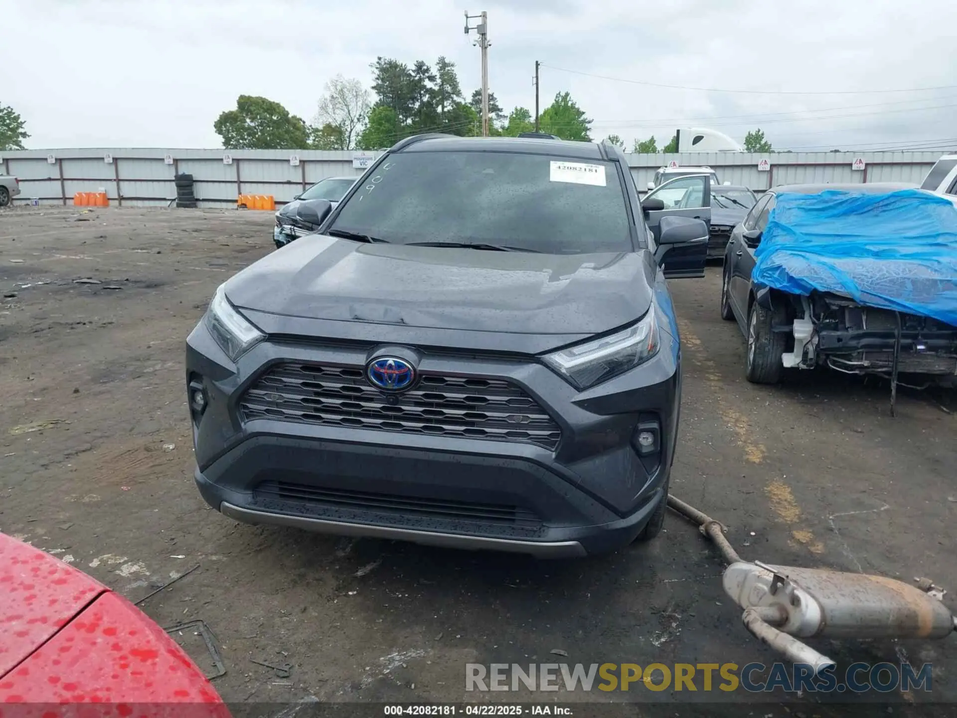 12 fotografías del automóvil dañado JTMD6RFV2RJ054091 TOYOTA RAV4 HYBRID 2024
