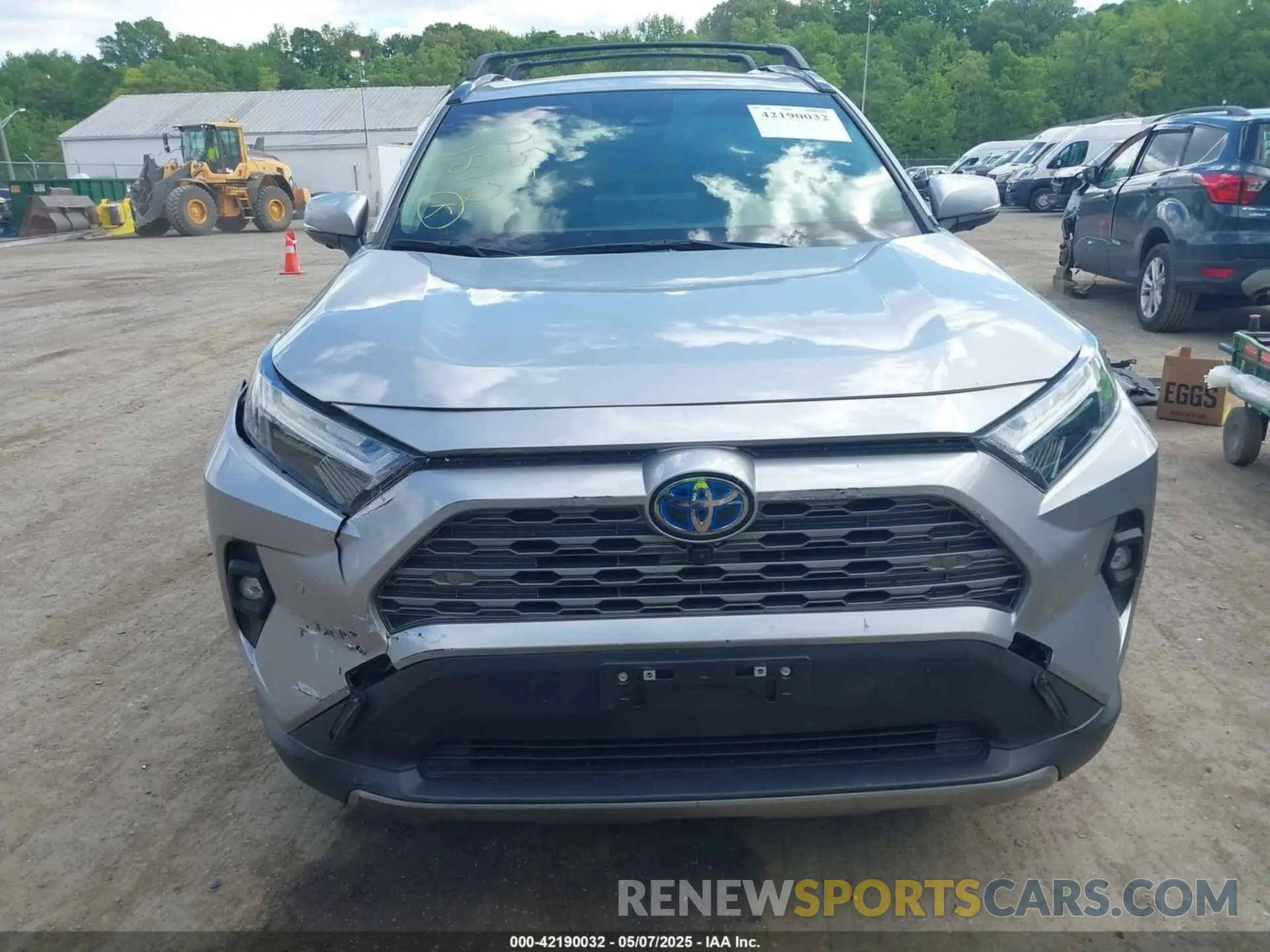 12 fotografías del automóvil dañado JTMD6RFV6RD128627 TOYOTA RAV4 HYBRID 2024