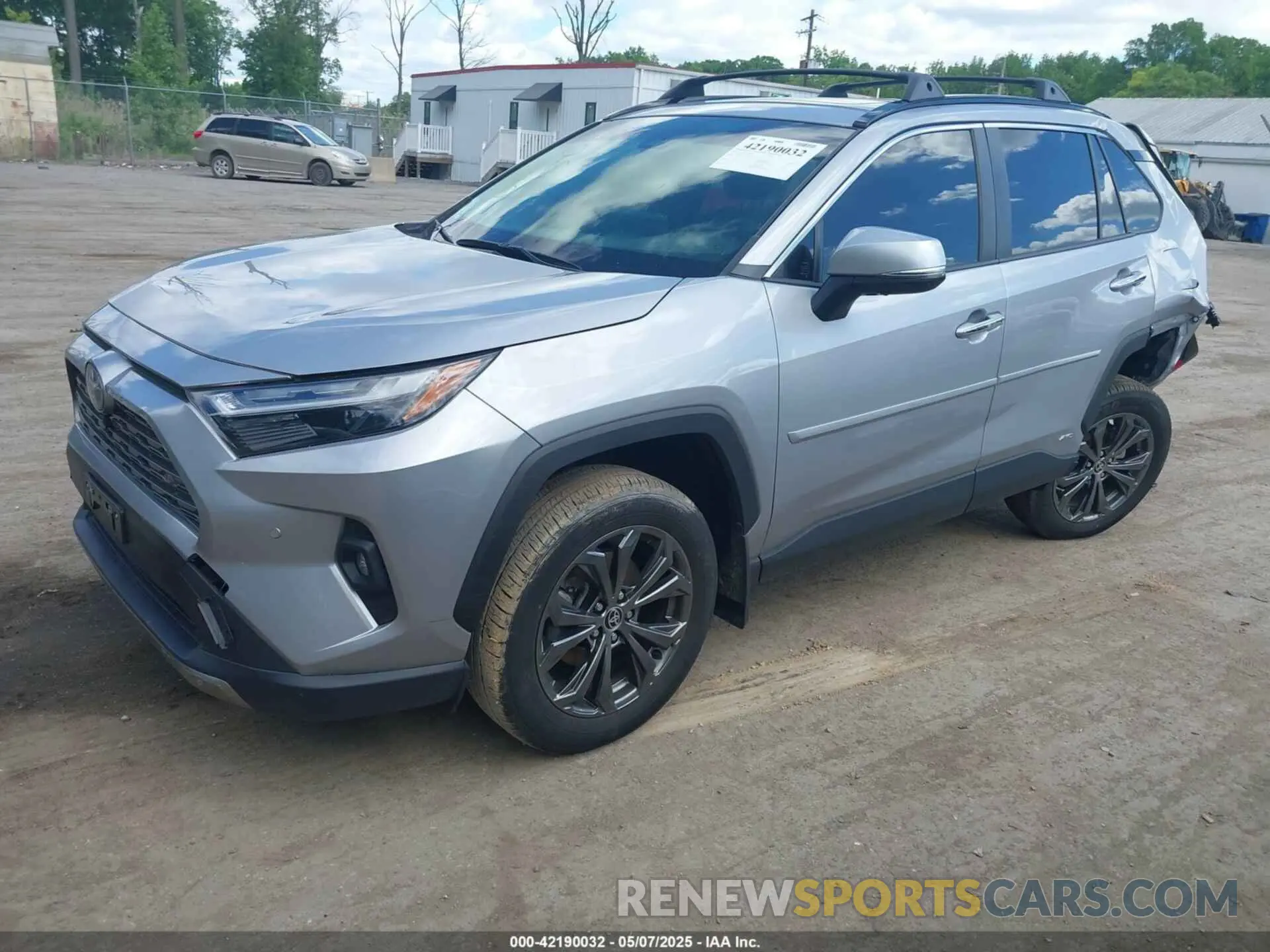2 fotografías del automóvil dañado JTMD6RFV6RD128627 TOYOTA RAV4 HYBRID 2024