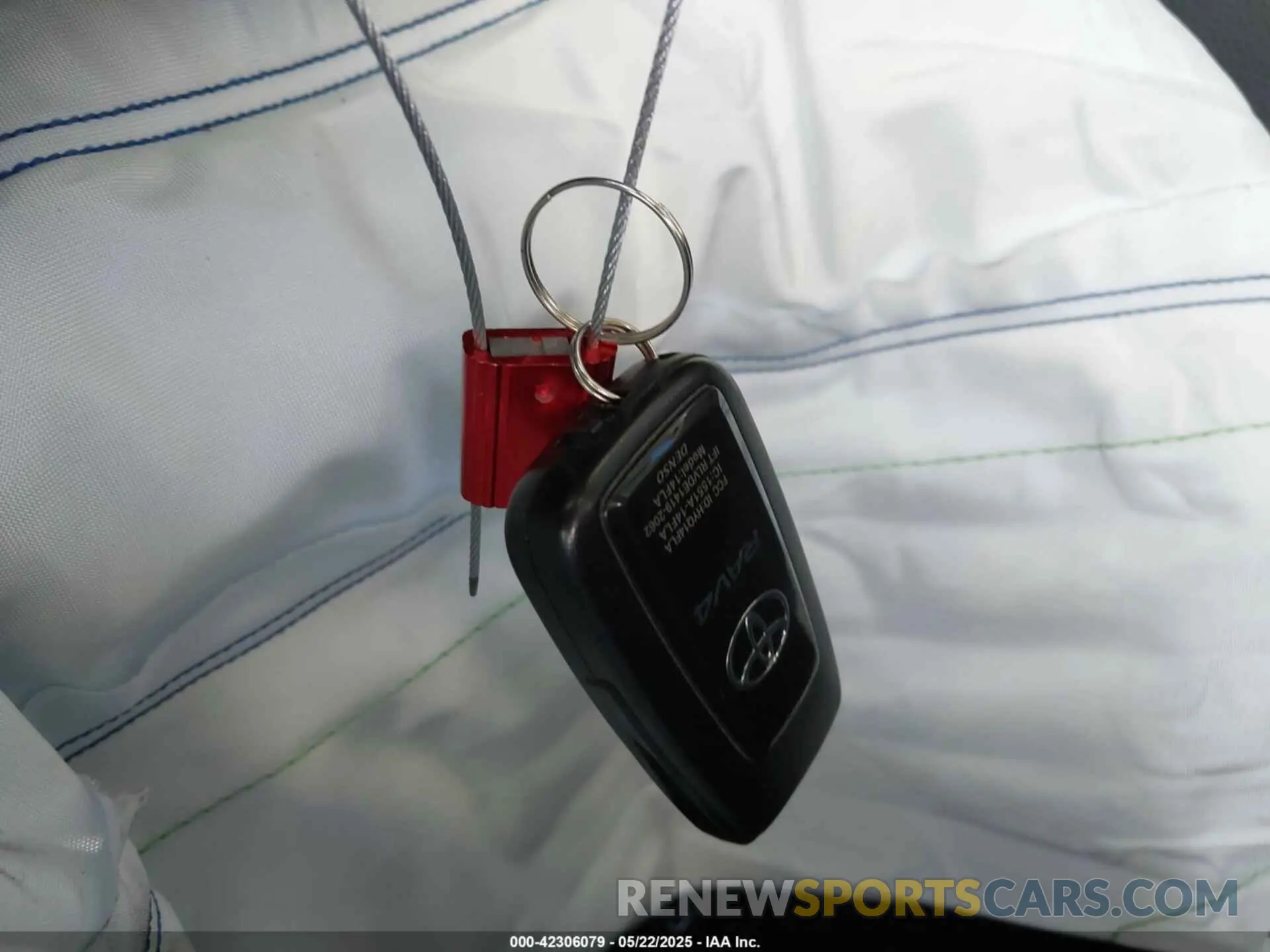 11 fotografías del automóvil dañado JTMD6RFV6RD136503 TOYOTA RAV4 HYBRID 2024