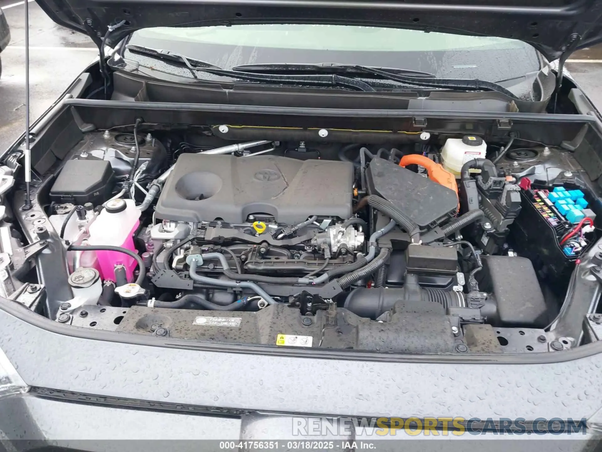10 fotografías del automóvil dañado JTME6RFV3RD560533 TOYOTA RAV4 HYBRID 2024