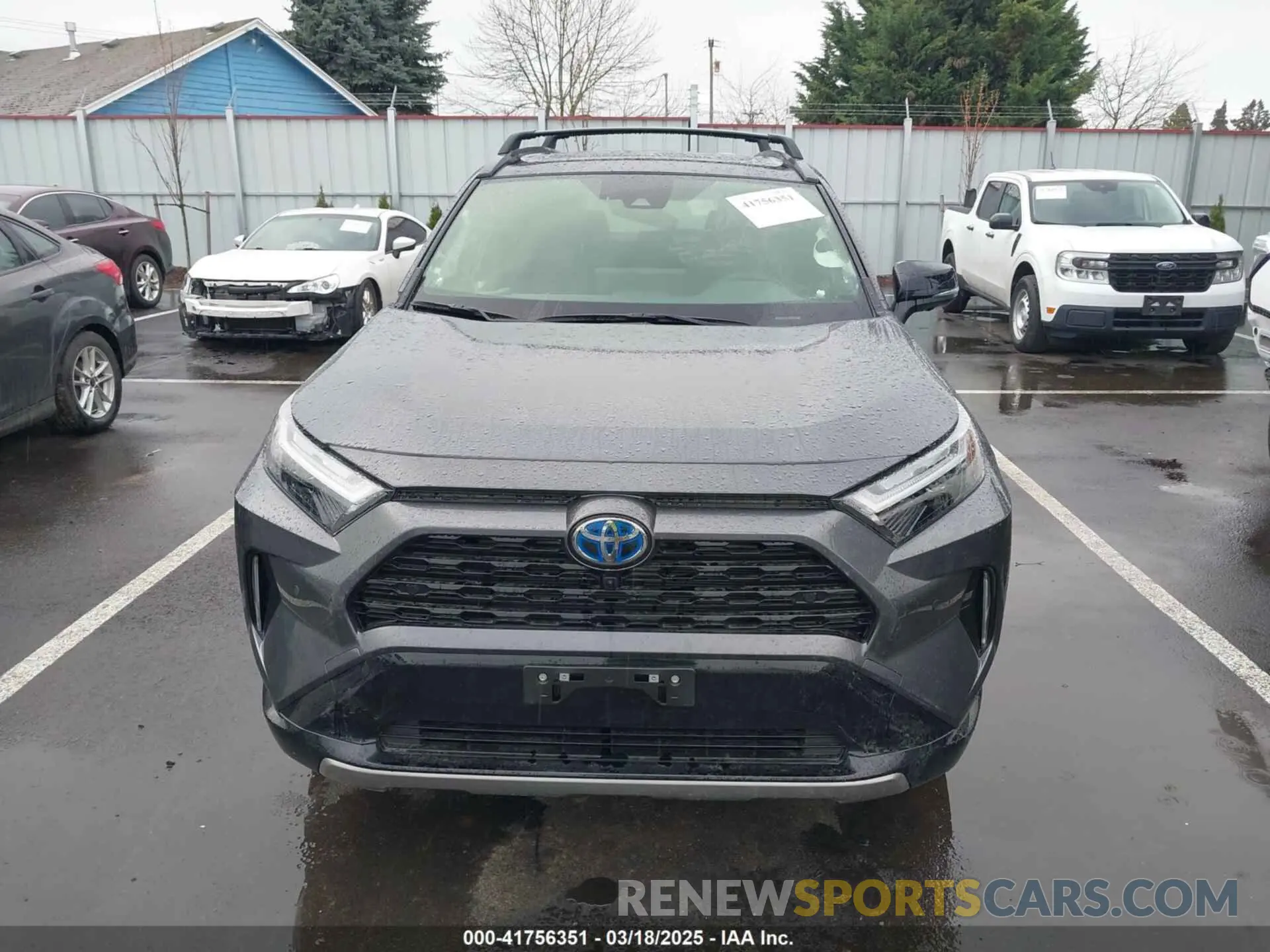 13 fotografías del automóvil dañado JTME6RFV3RD560533 TOYOTA RAV4 HYBRID 2024