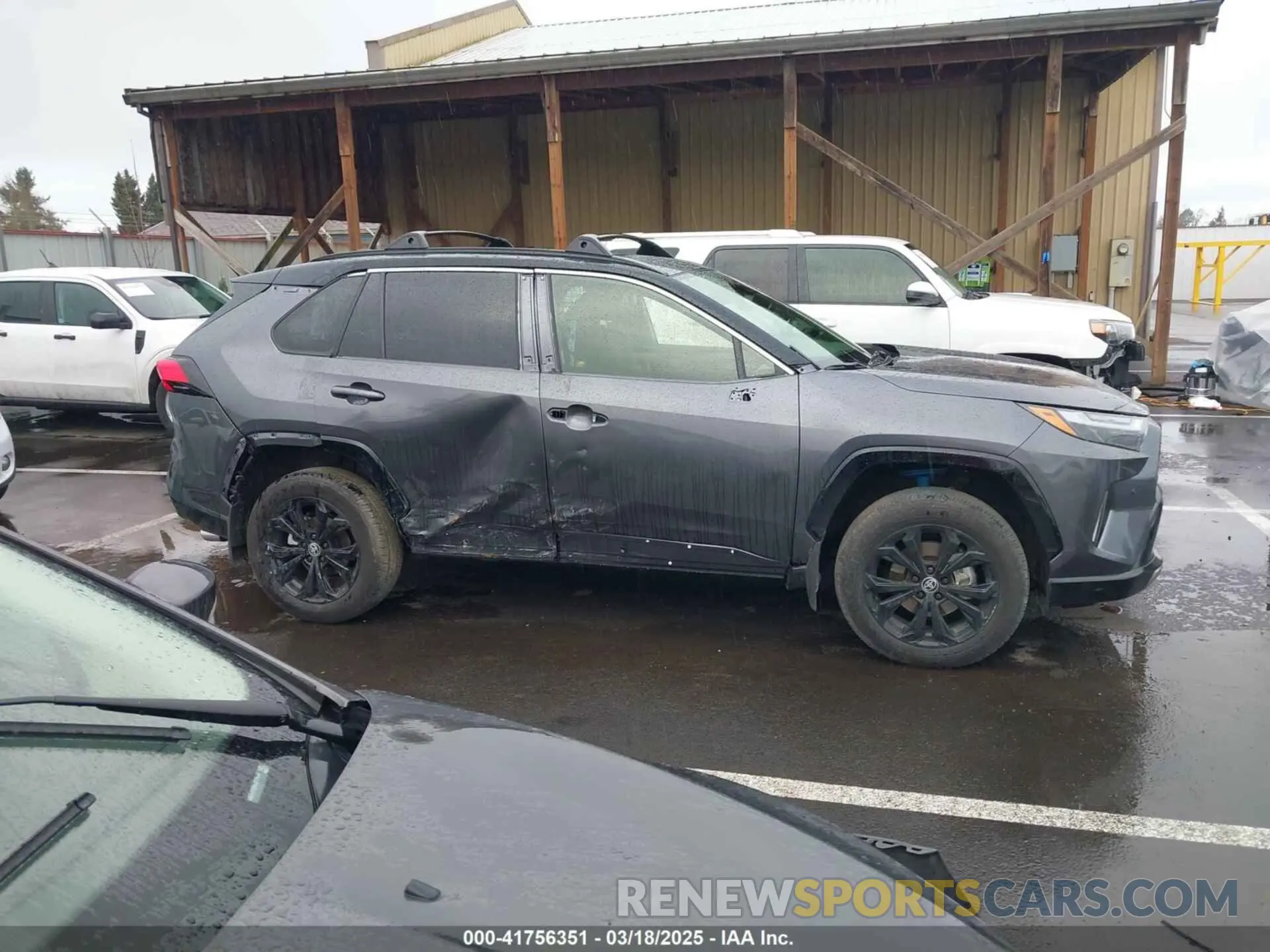 14 fotografías del automóvil dañado JTME6RFV3RD560533 TOYOTA RAV4 HYBRID 2024