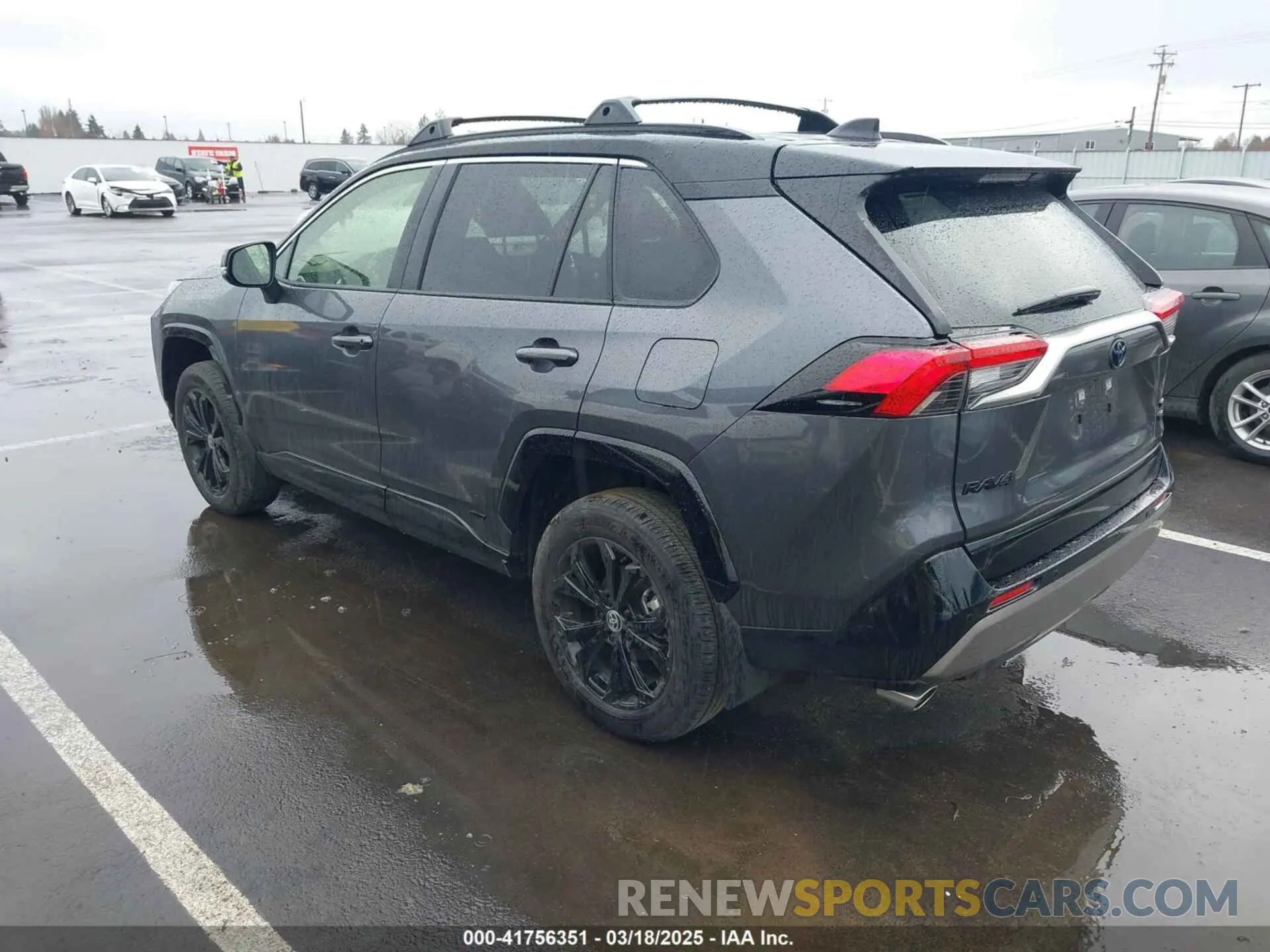 3 fotografías del automóvil dañado JTME6RFV3RD560533 TOYOTA RAV4 HYBRID 2024