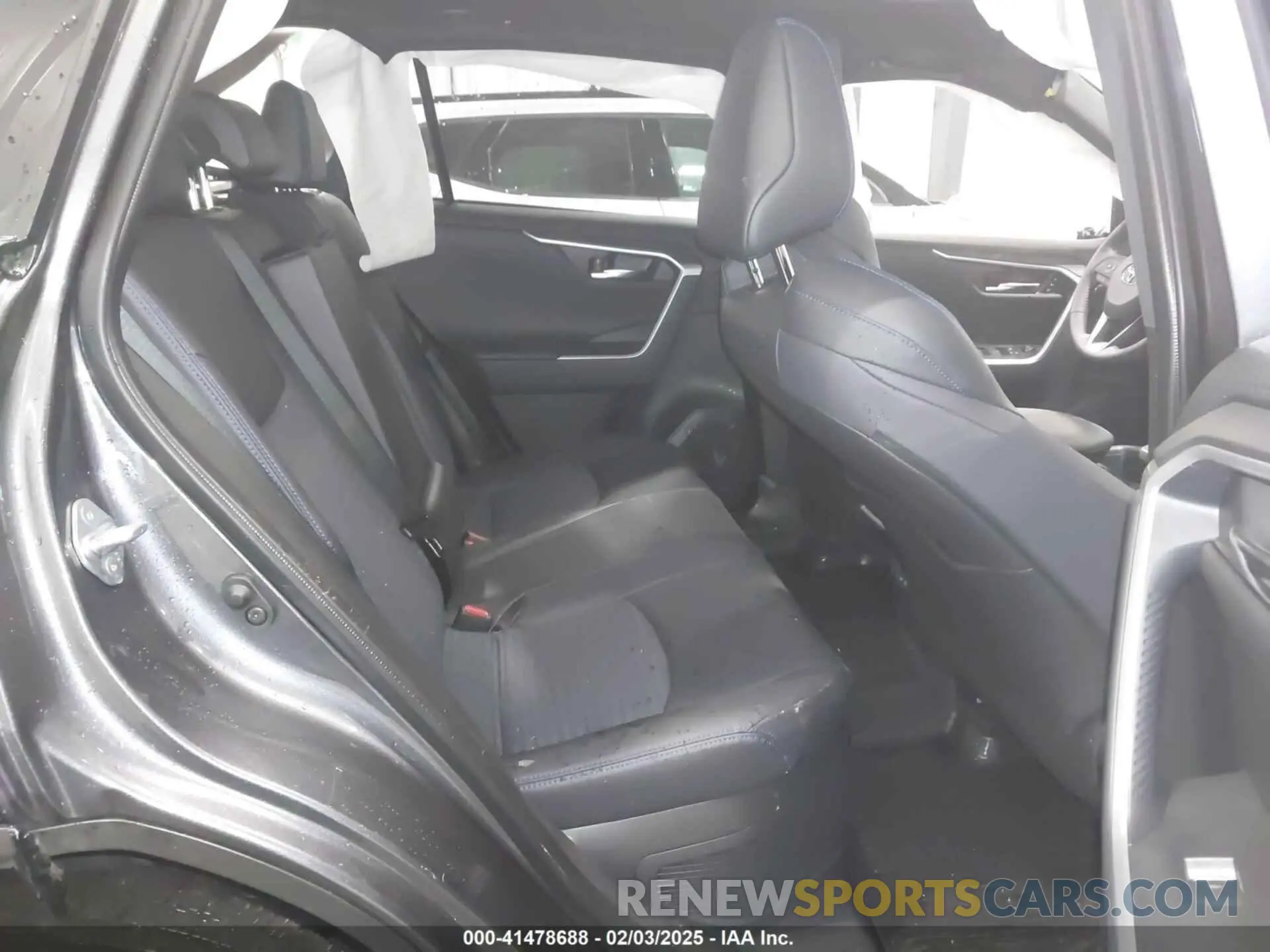 8 fotografías del automóvil dañado JTME6RFV5RD565989 TOYOTA RAV4 HYBRID 2024