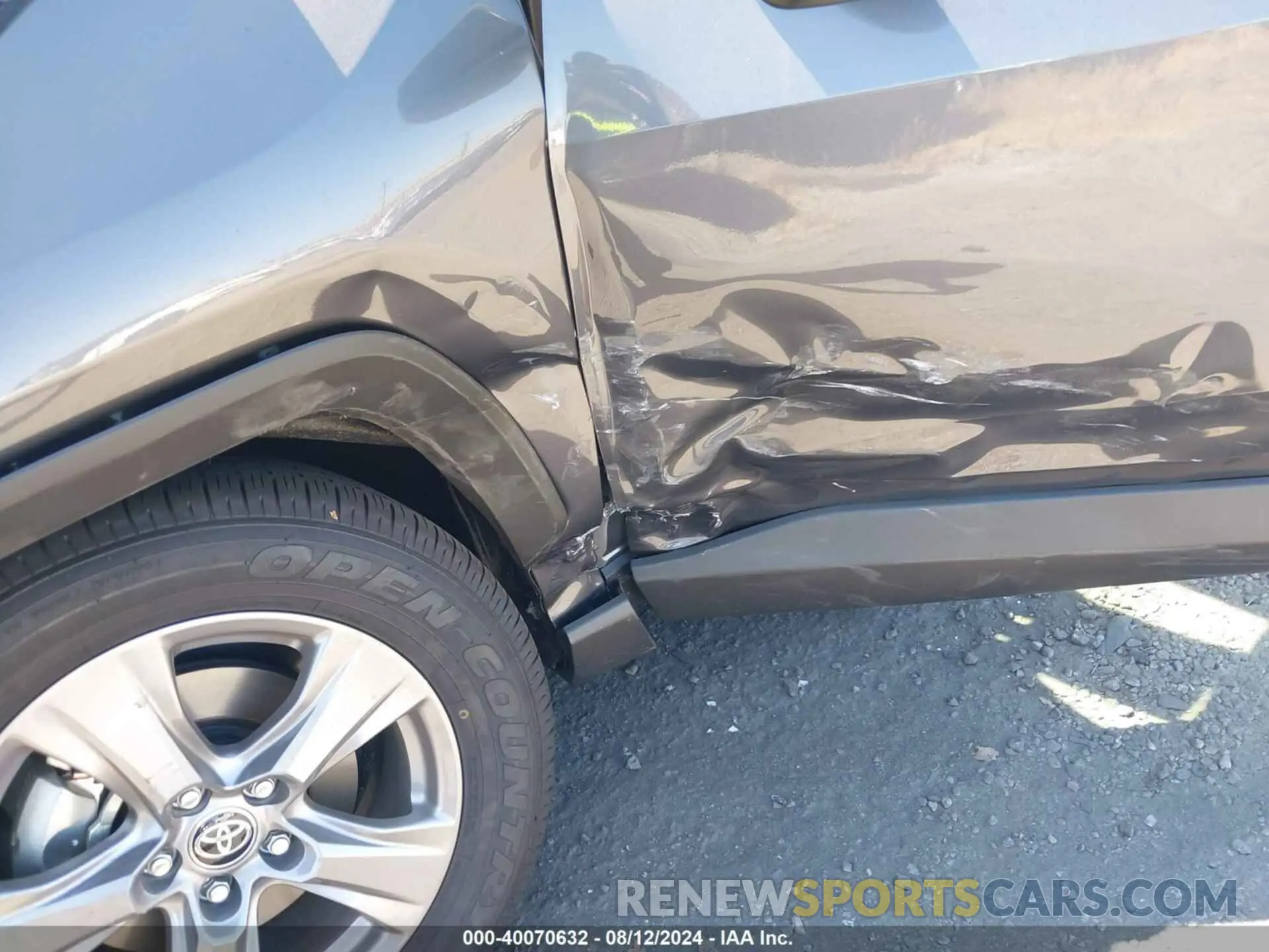 19 fotografías del automóvil dañado JTMLWRFV3RD245304 TOYOTA RAV4 HYBRID 2024