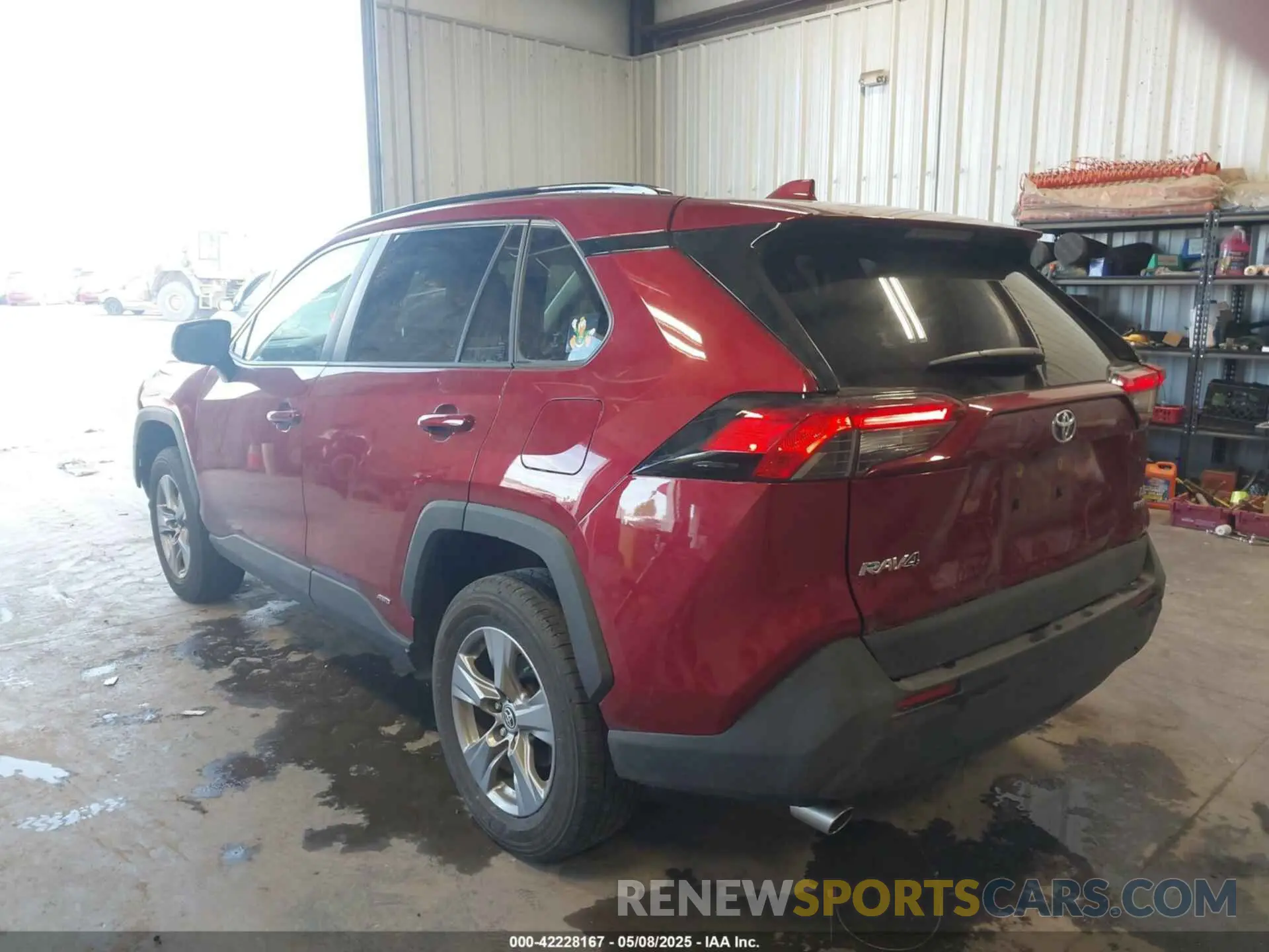 3 fotografías del automóvil dañado JTMLWRFV6RD211874 TOYOTA RAV4 HYBRID 2024
