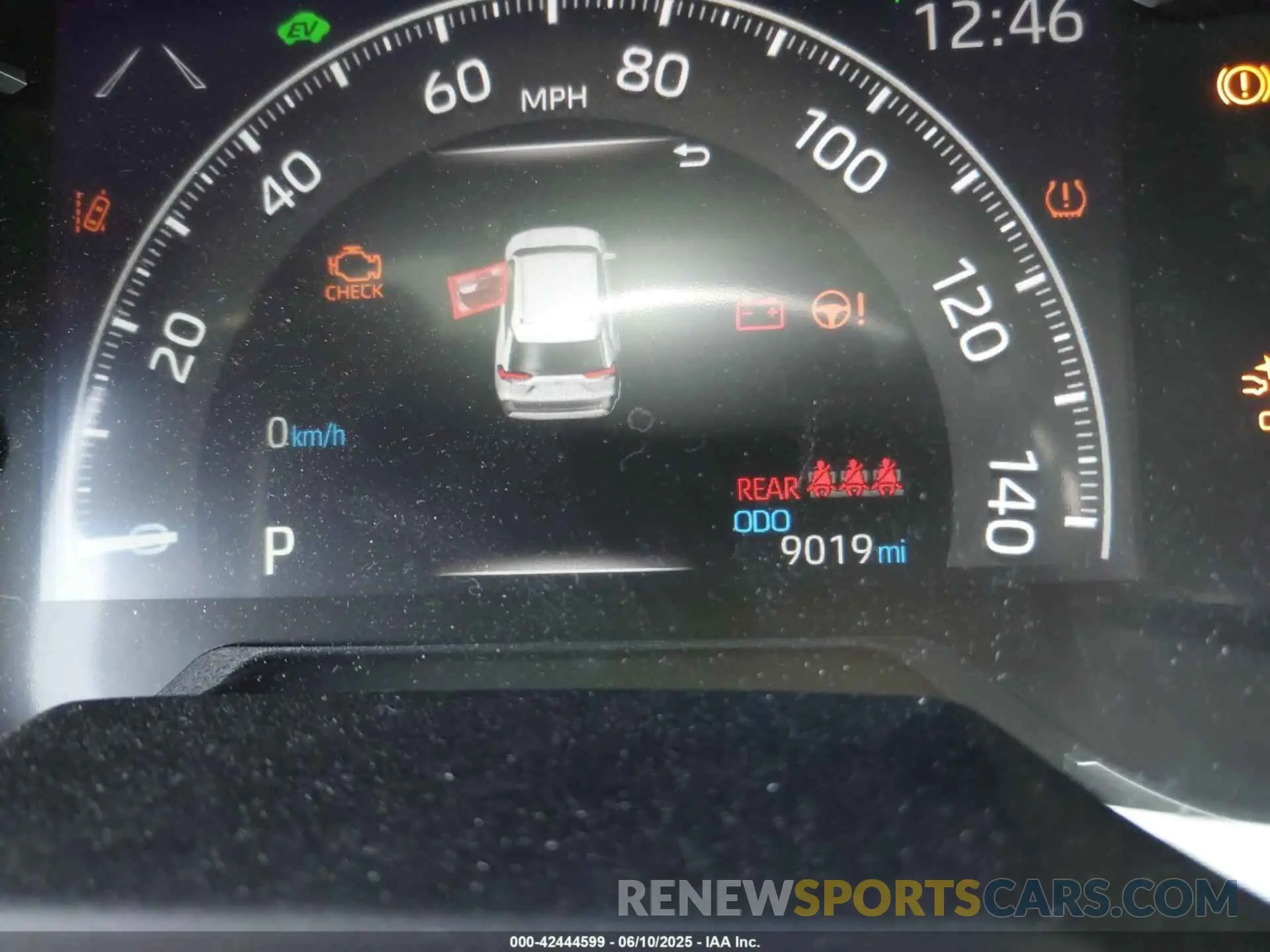 15 fotografías del automóvil dañado JTMMWRFV8RD241382 TOYOTA RAV4 HYBRID 2024