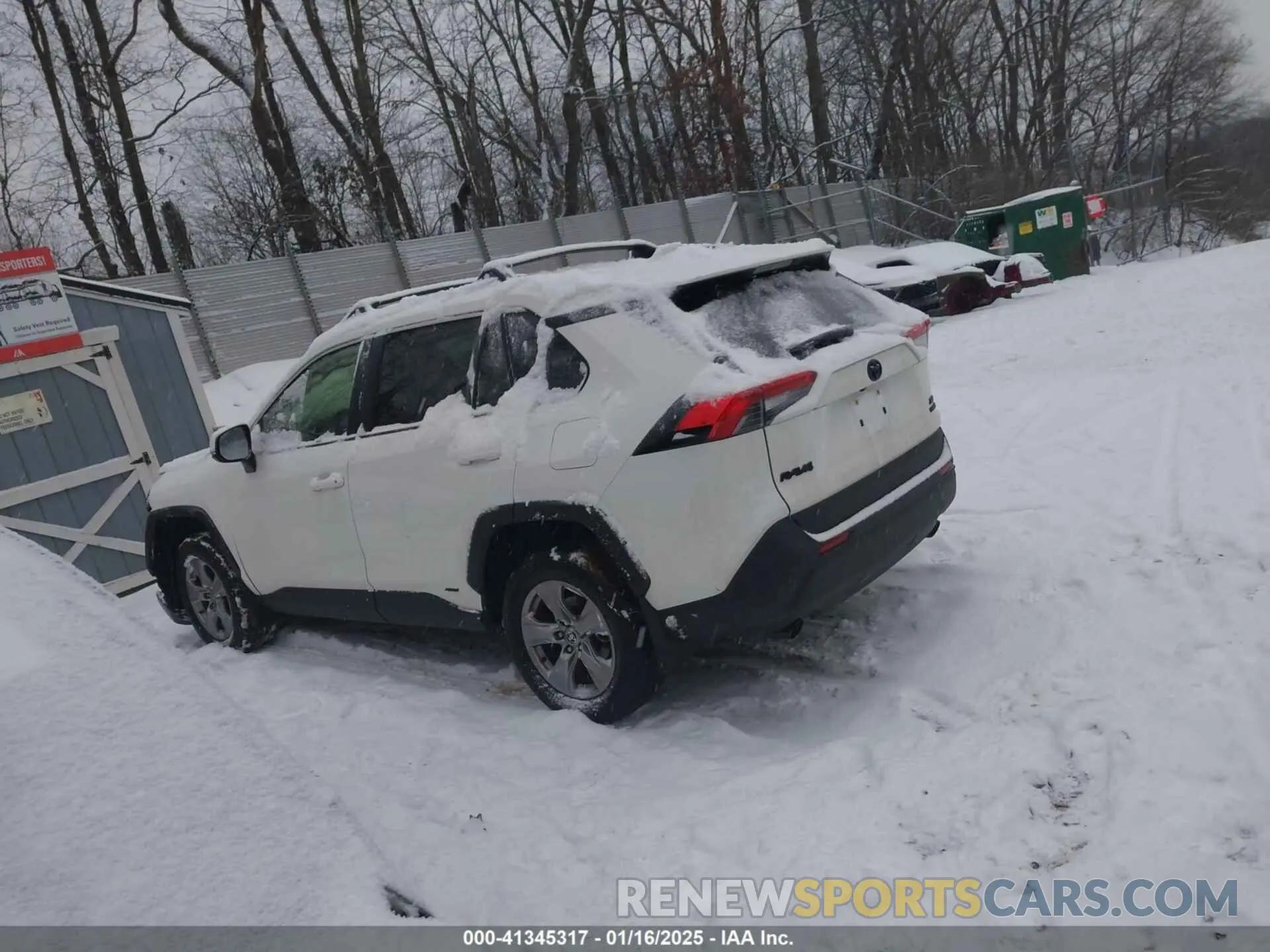 15 fotografías del automóvil dañado JTMRWRFV4RD245158 TOYOTA RAV4 HYBRID 2024
