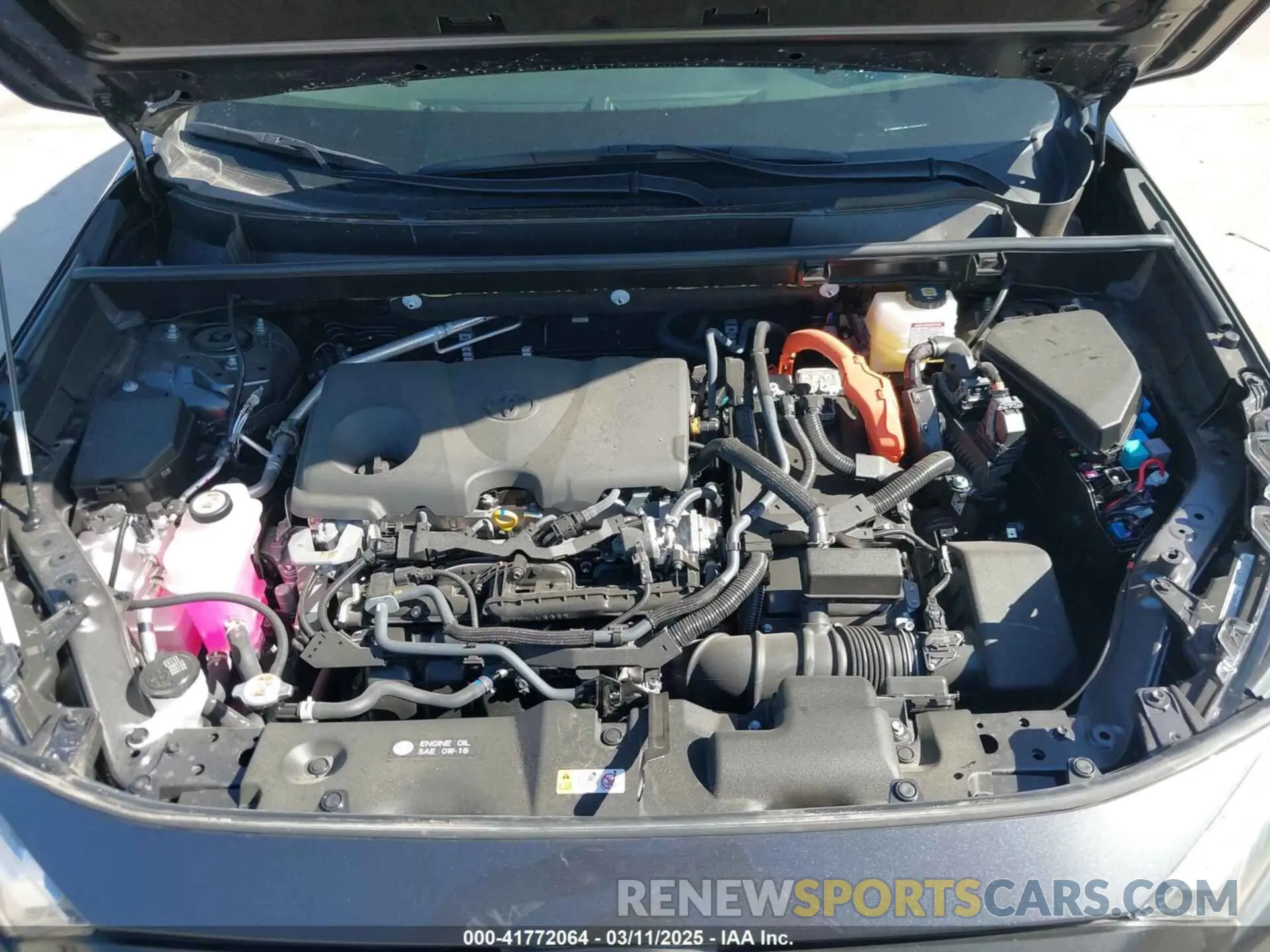 10 fotografías del automóvil dañado JTMRWRFV8RJ060533 TOYOTA RAV4 HYBRID 2024