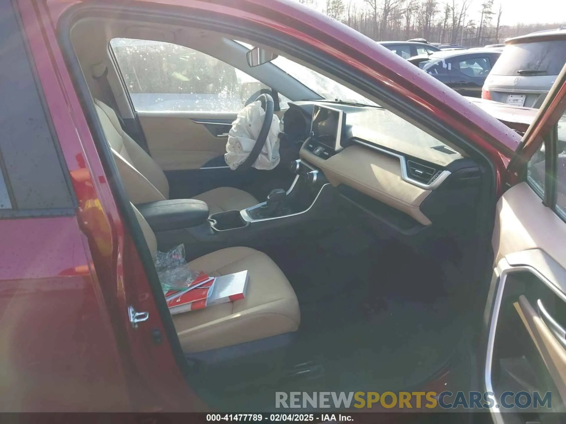 5 fotografías del automóvil dañado 4T3B6RFV9SU178664 TOYOTA RAV4 HYBRID 2025