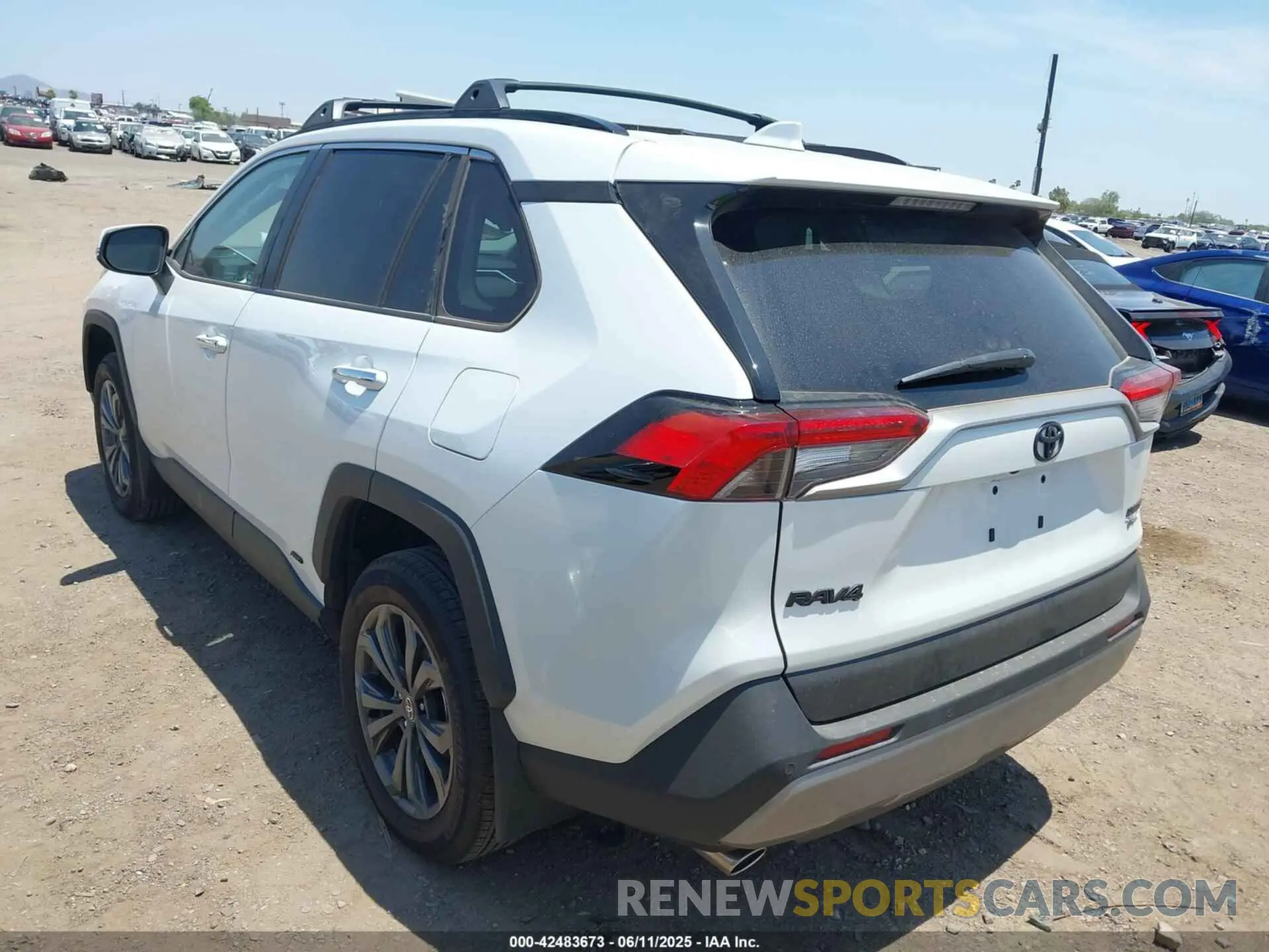 3 fotografías del automóvil dañado 4T3D6RFV6SU177139 TOYOTA RAV4 HYBRID 2025