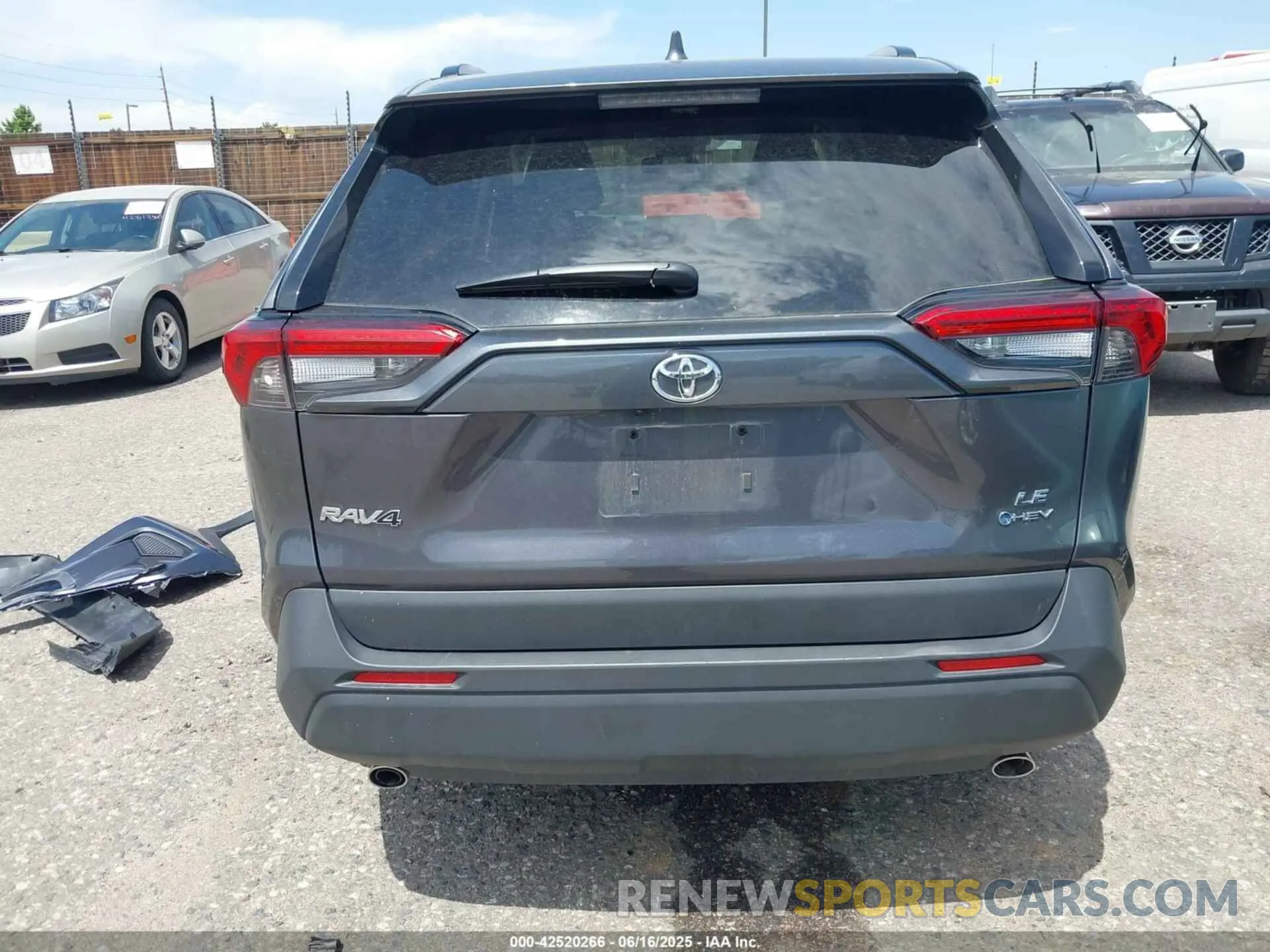 17 fotografías del automóvil dañado 4T3LWRFV9SU173310 TOYOTA RAV4 HYBRID 2025