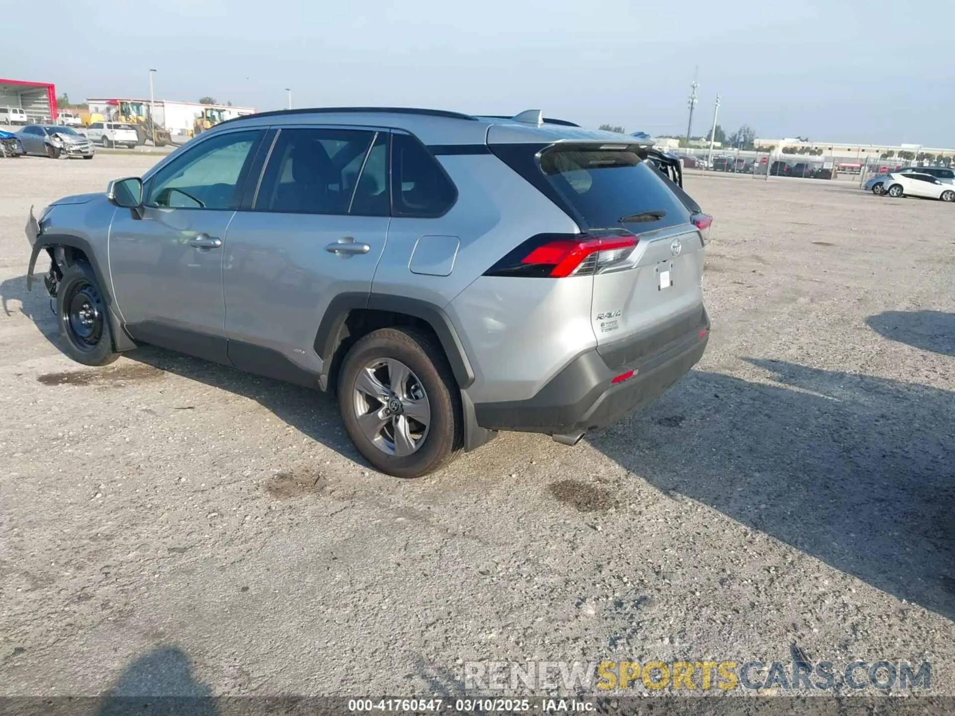 3 fotografías del automóvil dañado 4T3RWRFV9SU167226 TOYOTA RAV4 HYBRID 2025