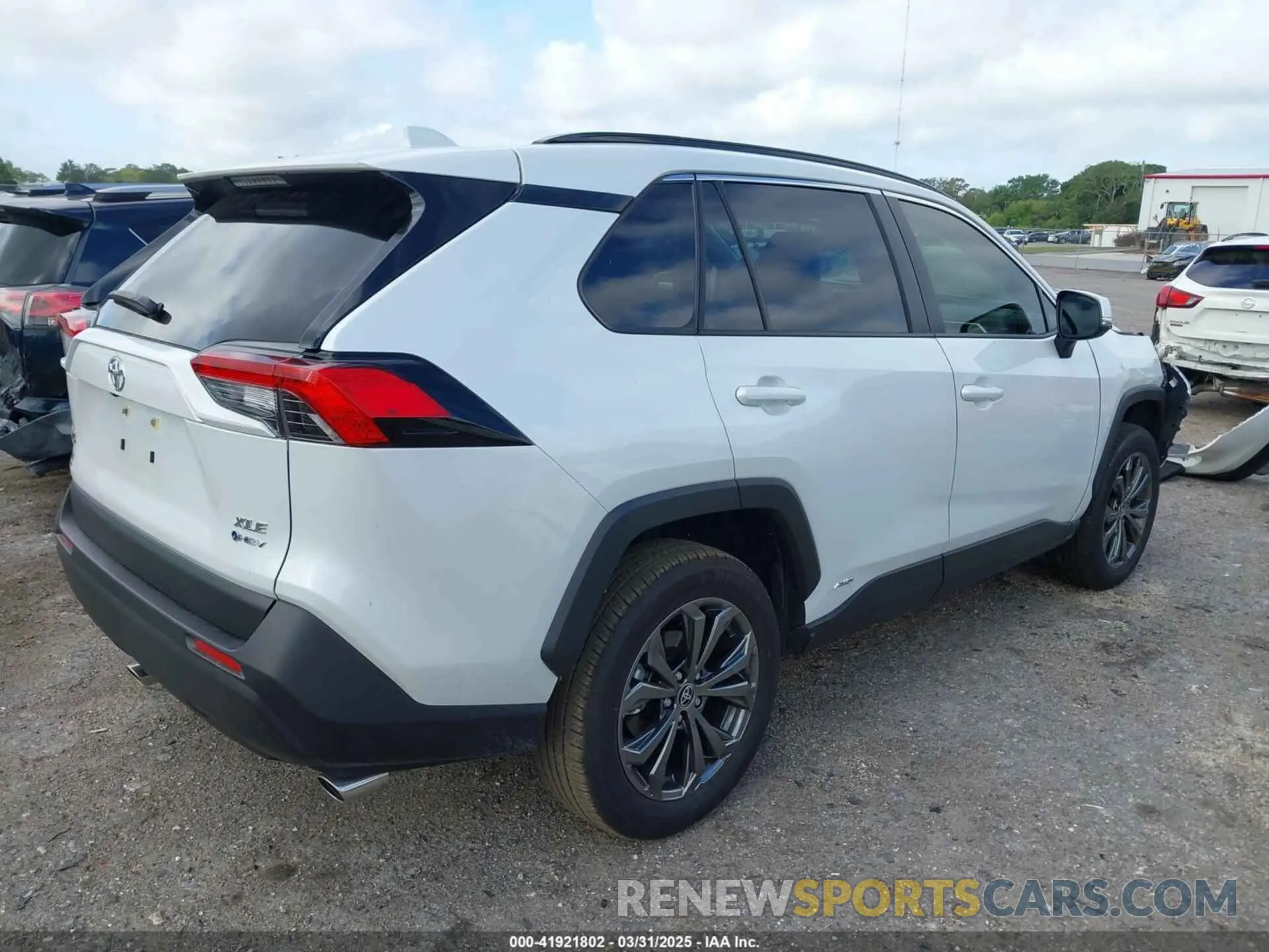 4 fotografías del automóvil dañado JTMB6RFV0SJ064924 TOYOTA RAV4 HYBRID 2025