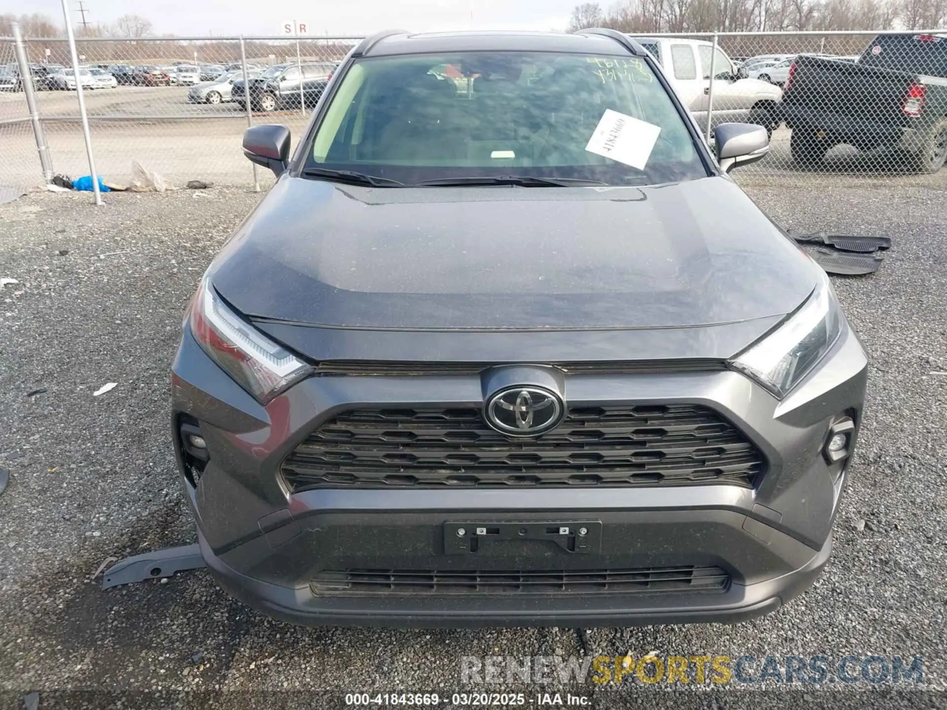12 fotografías del automóvil dañado JTMB6RFV5SD154617 TOYOTA RAV4 HYBRID 2025