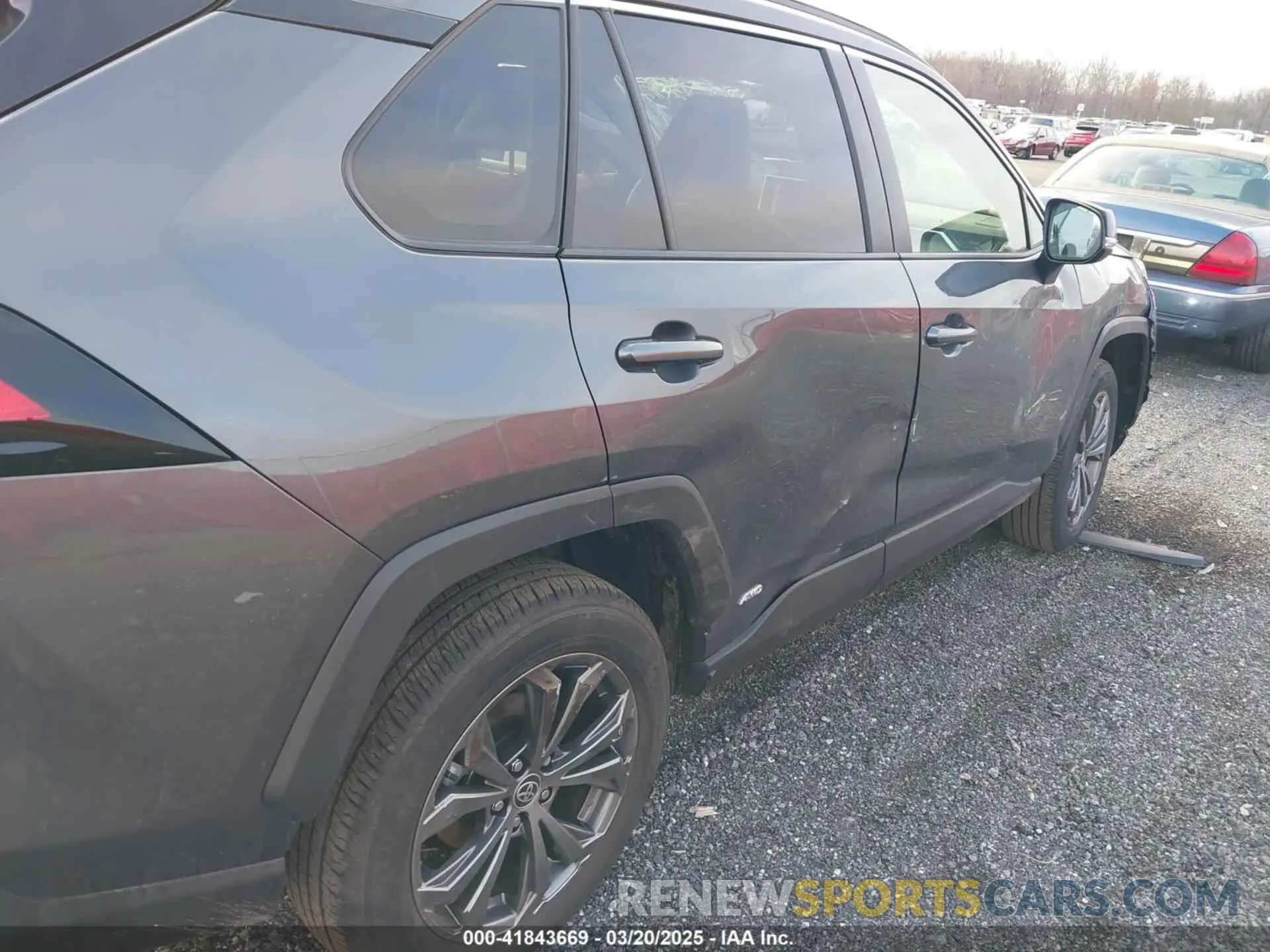 6 fotografías del automóvil dañado JTMB6RFV5SD154617 TOYOTA RAV4 HYBRID 2025