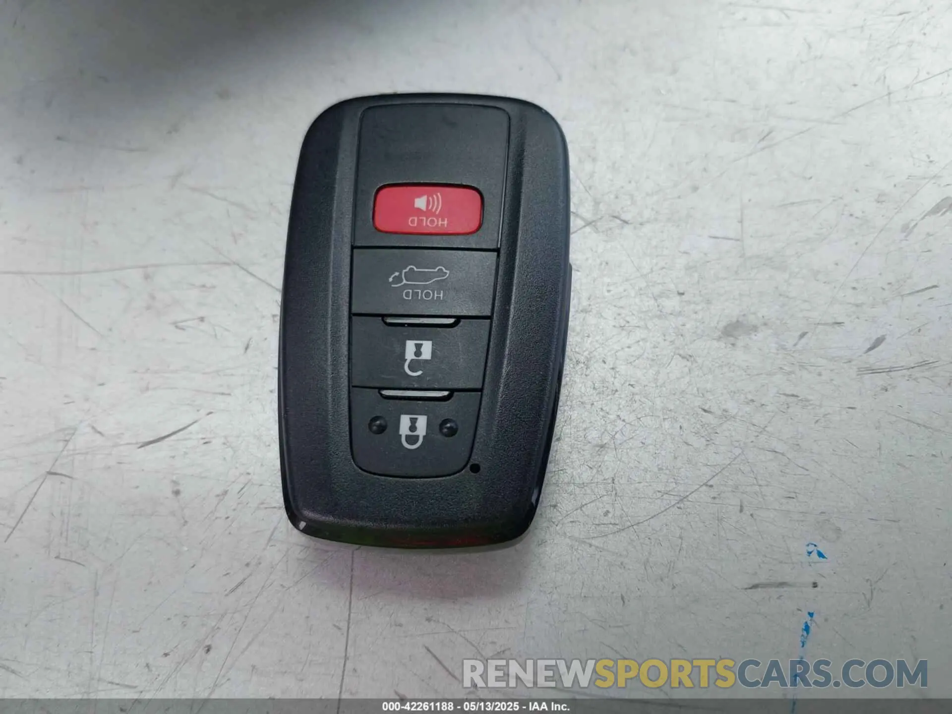 11 fotografías del automóvil dañado JTMB6RFV5SD157761 TOYOTA RAV4 HYBRID 2025