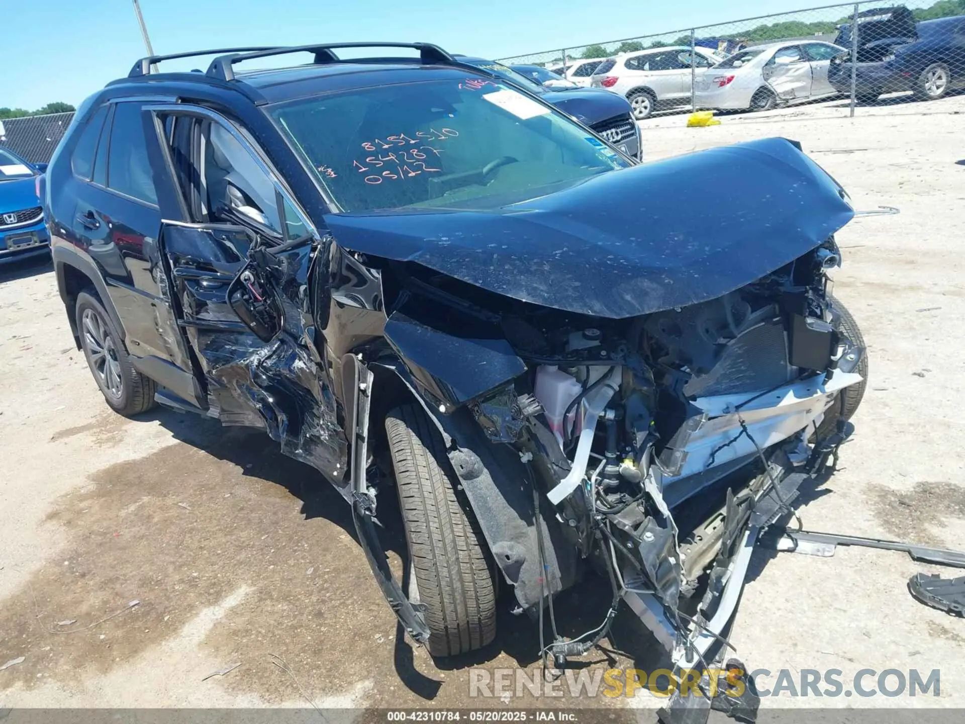1 fotografías del automóvil dañado JTMB6RFVXSD154287 TOYOTA RAV4 HYBRID 2025